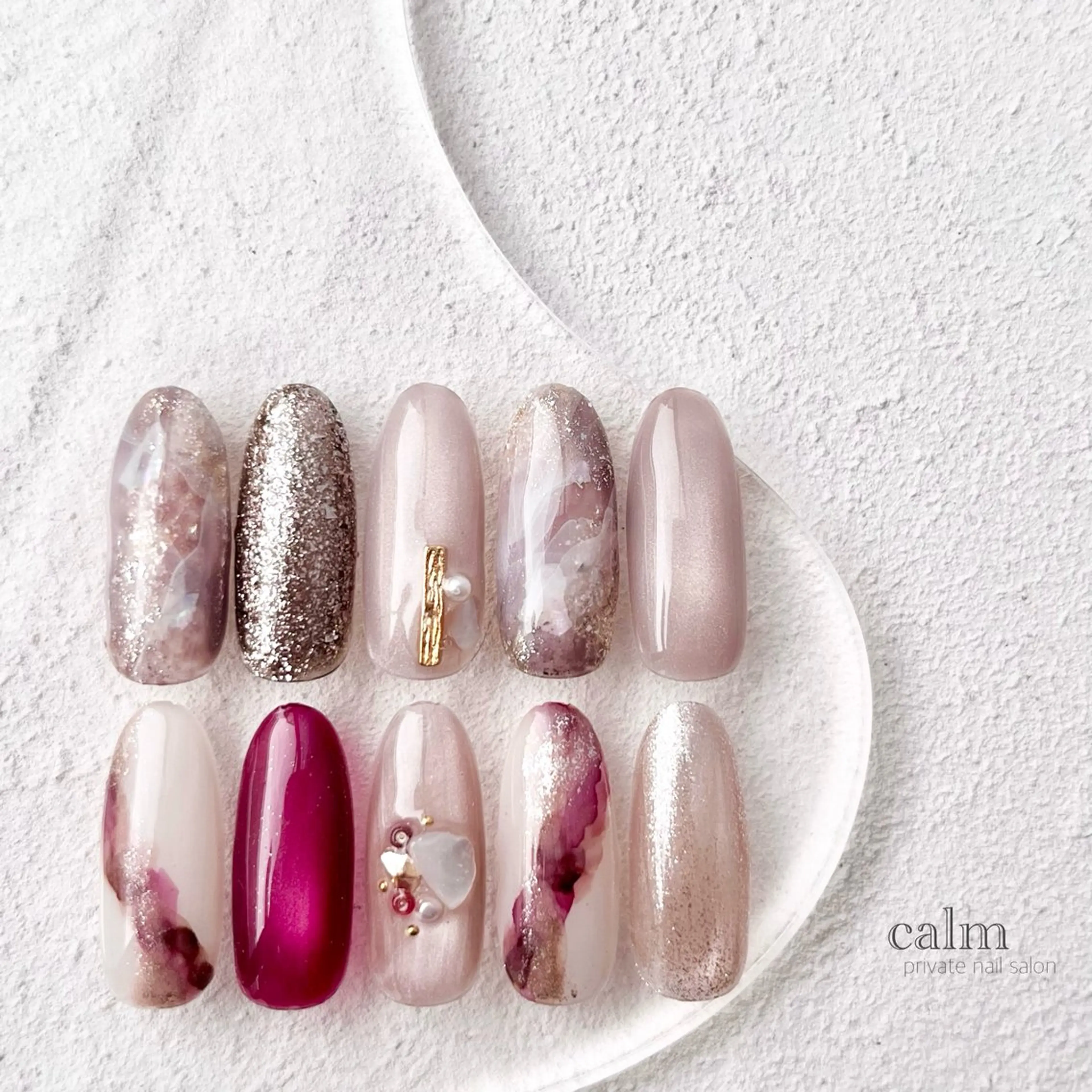 ネイル ハンドネイル calm 〔ｶｰﾑ〕のネイルデザイン