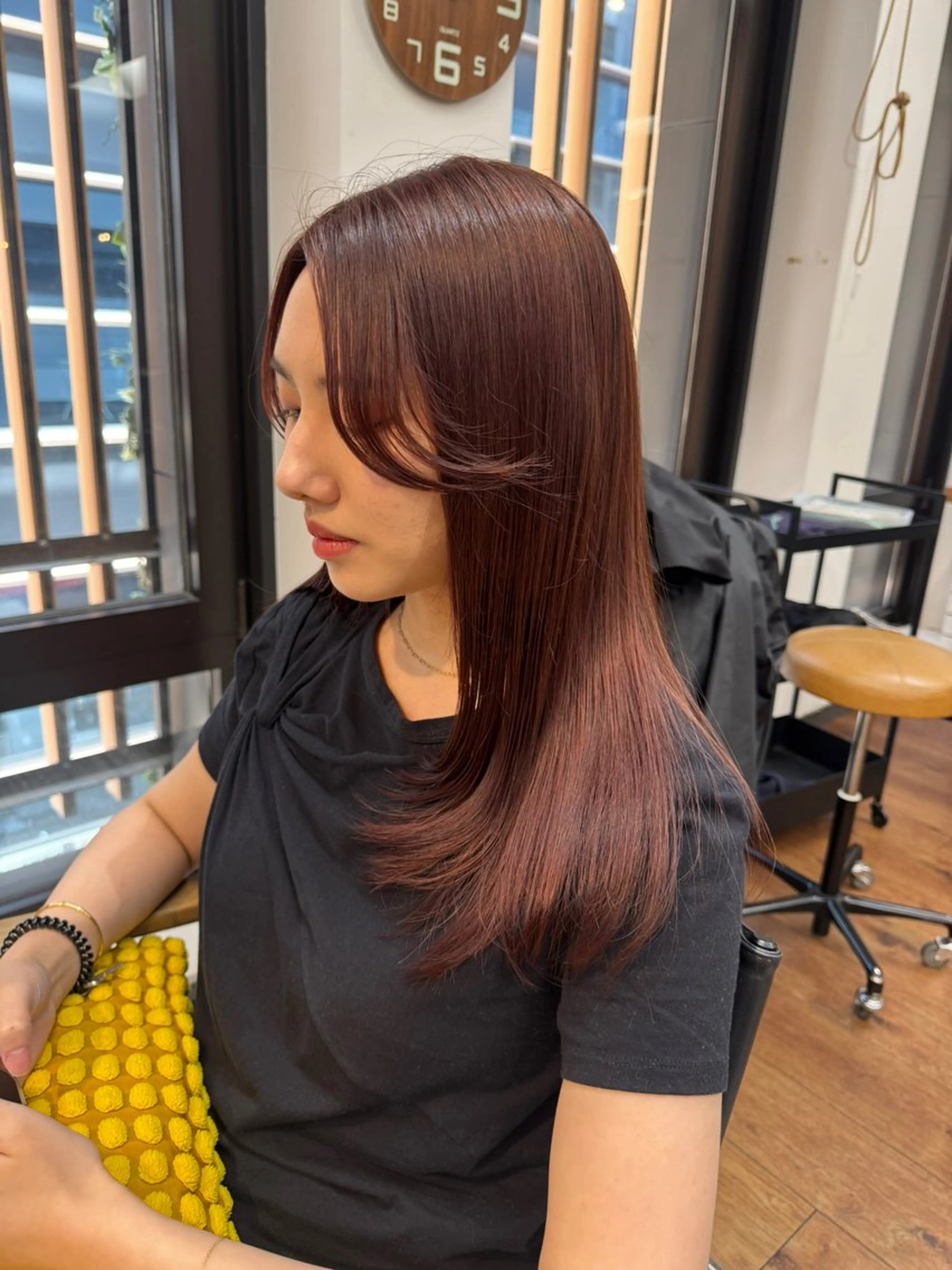 ロング 銀座✨綺麗になれる ストレート✨中山蓮のヘアスタイル