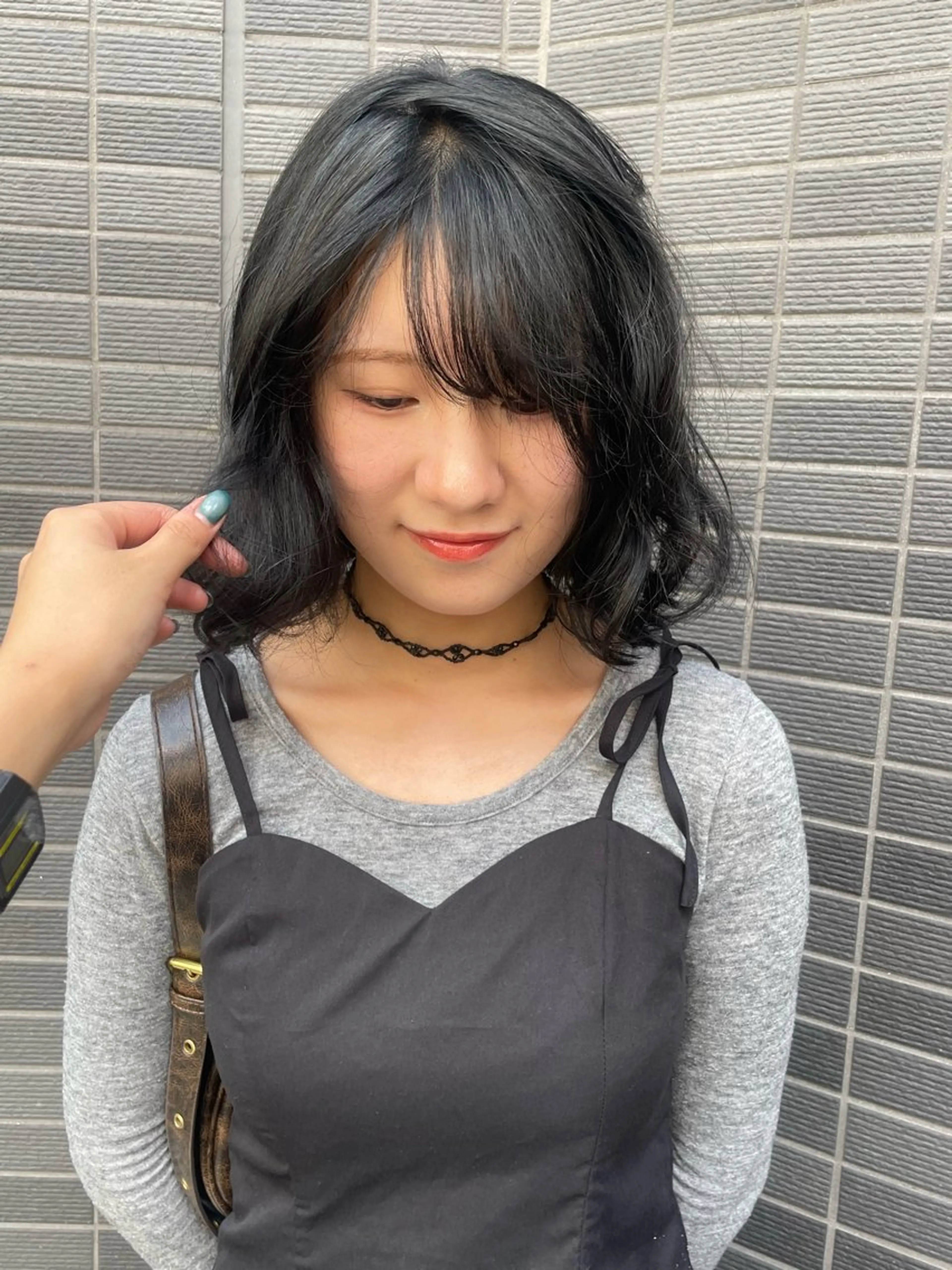 カラー 黒髪 兼西 菜摘のヘアスタイル