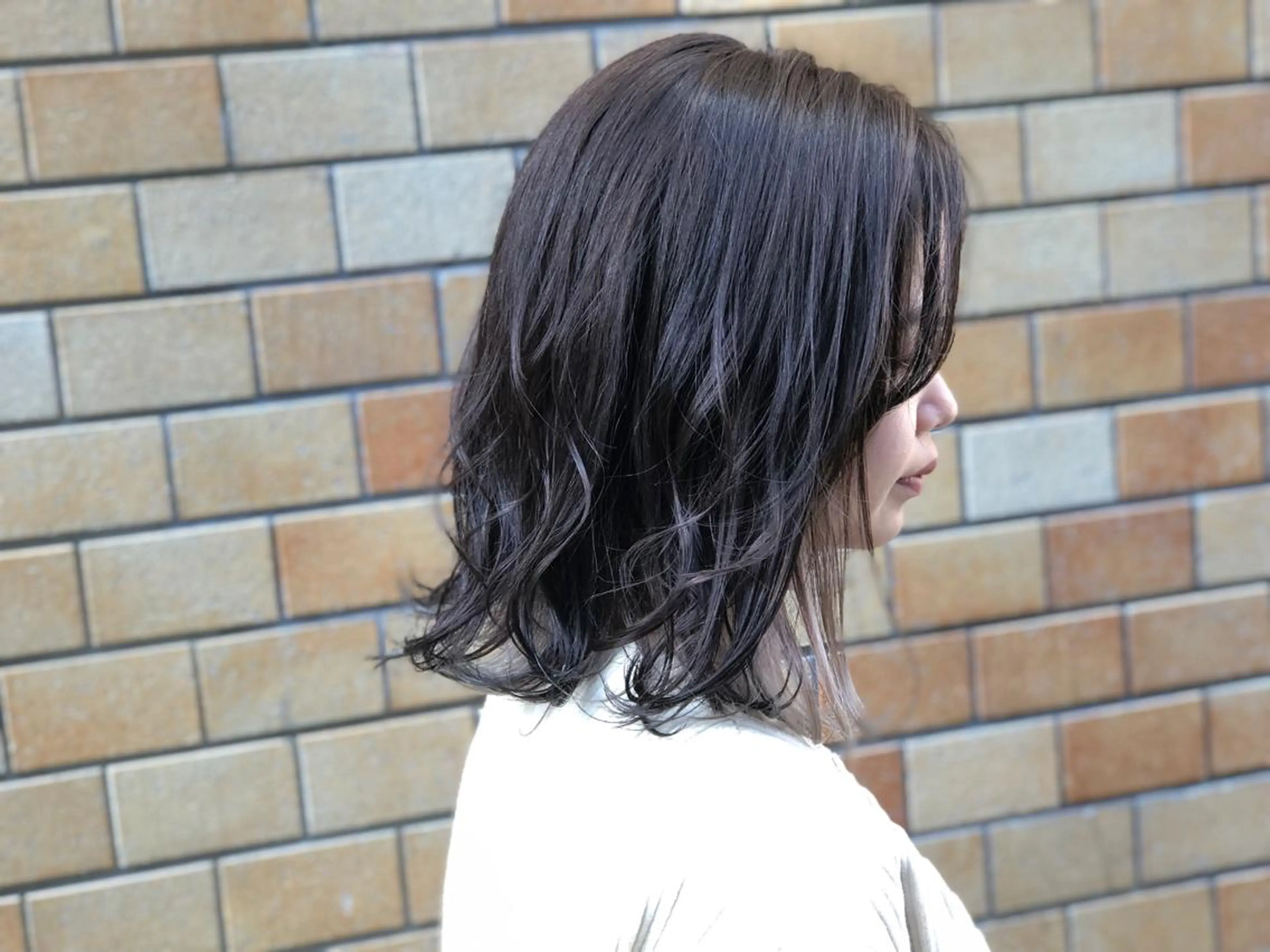 ミディアム カラー アッシュ ブリーチ ダークアッシュ シルバー ホワイトシルバー ヘアカラー トリートメント Clay所属・及川 祐輔のヘアスタイル