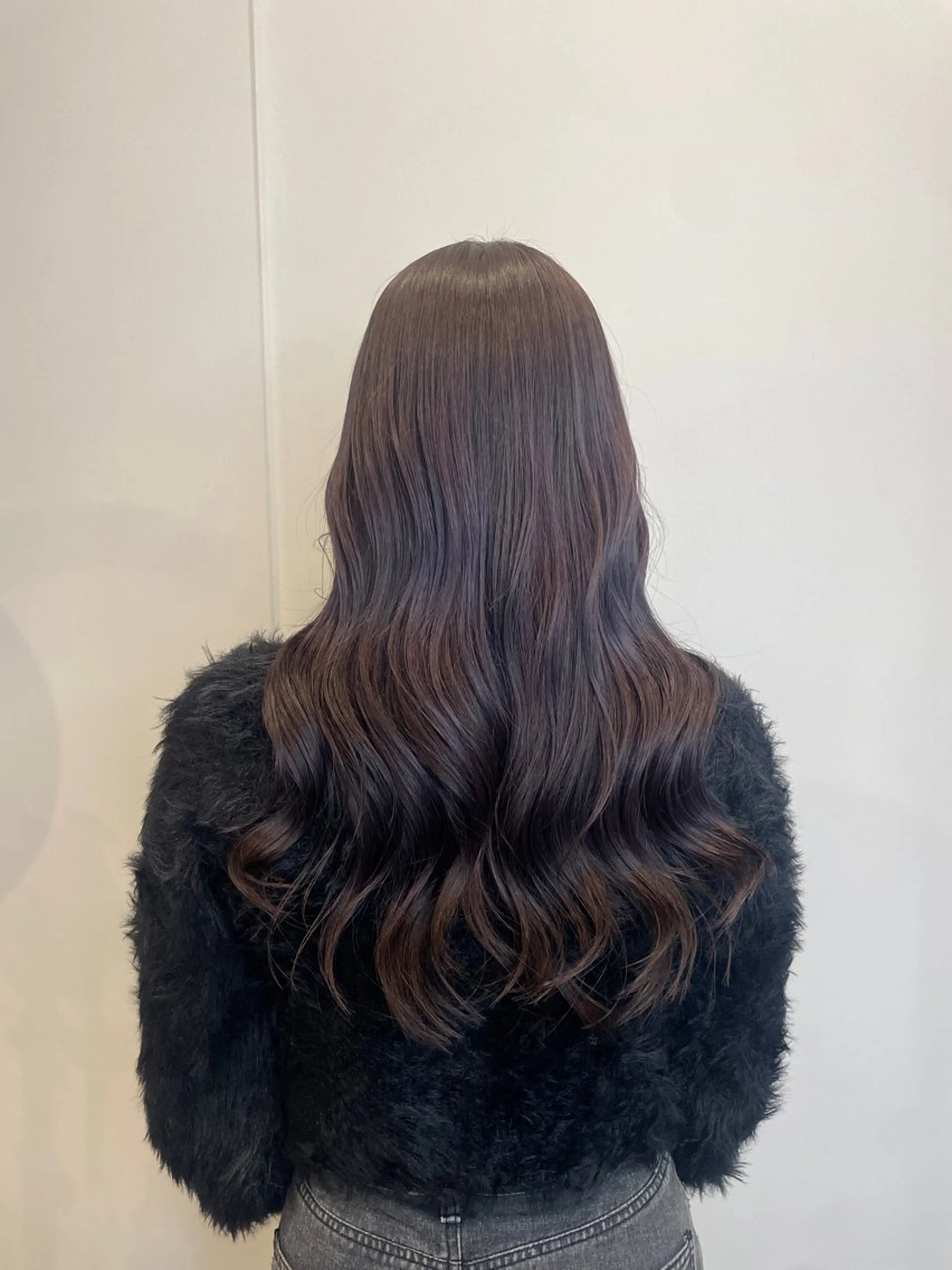 ロング カラー キルンサンピアン所属・ナチュラルカラー 児玉優香のヘアスタイル