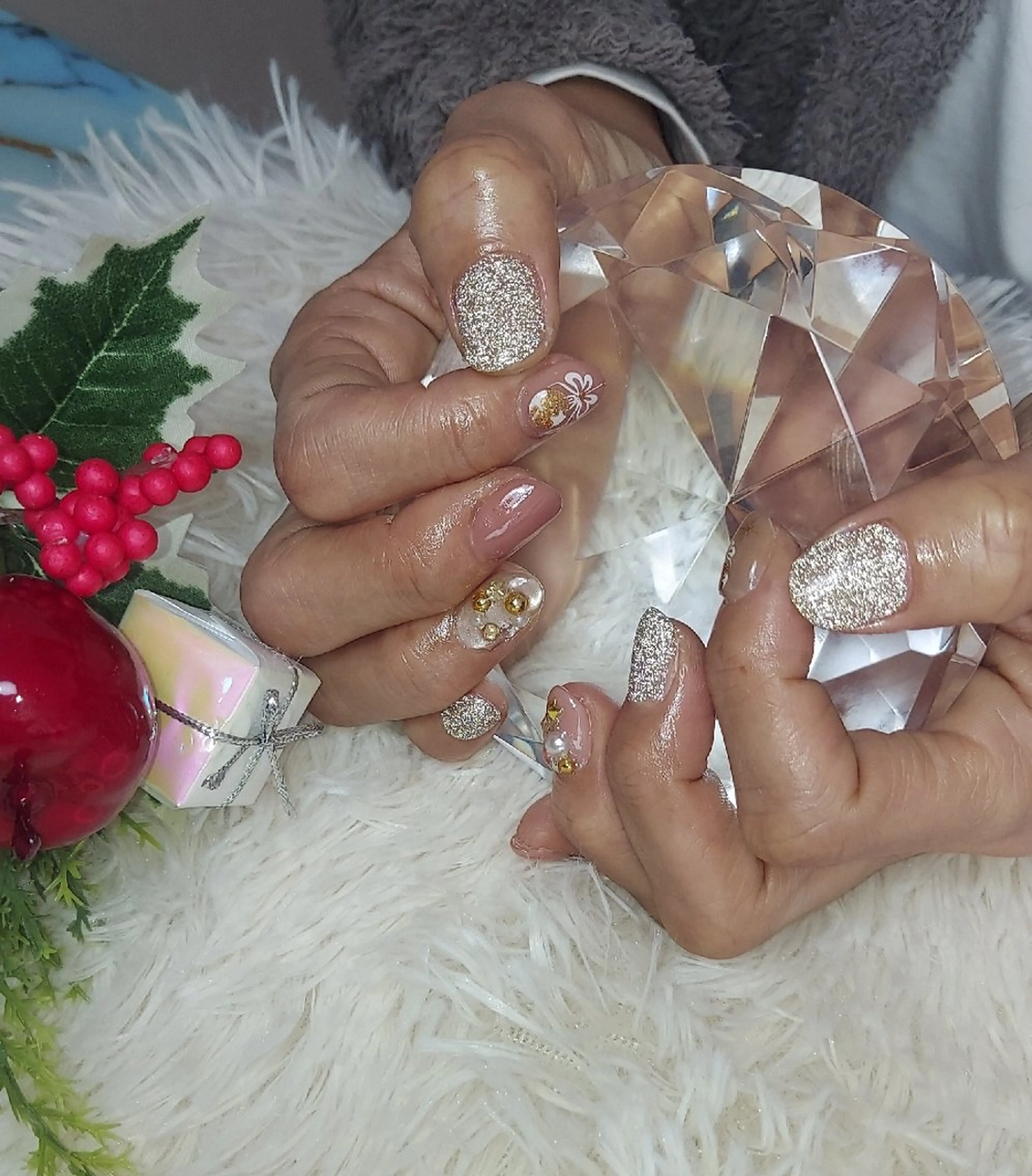 ネイル 冬ネイル クリスマス ハンドネイル とりごえ さおりのネイルデザイン