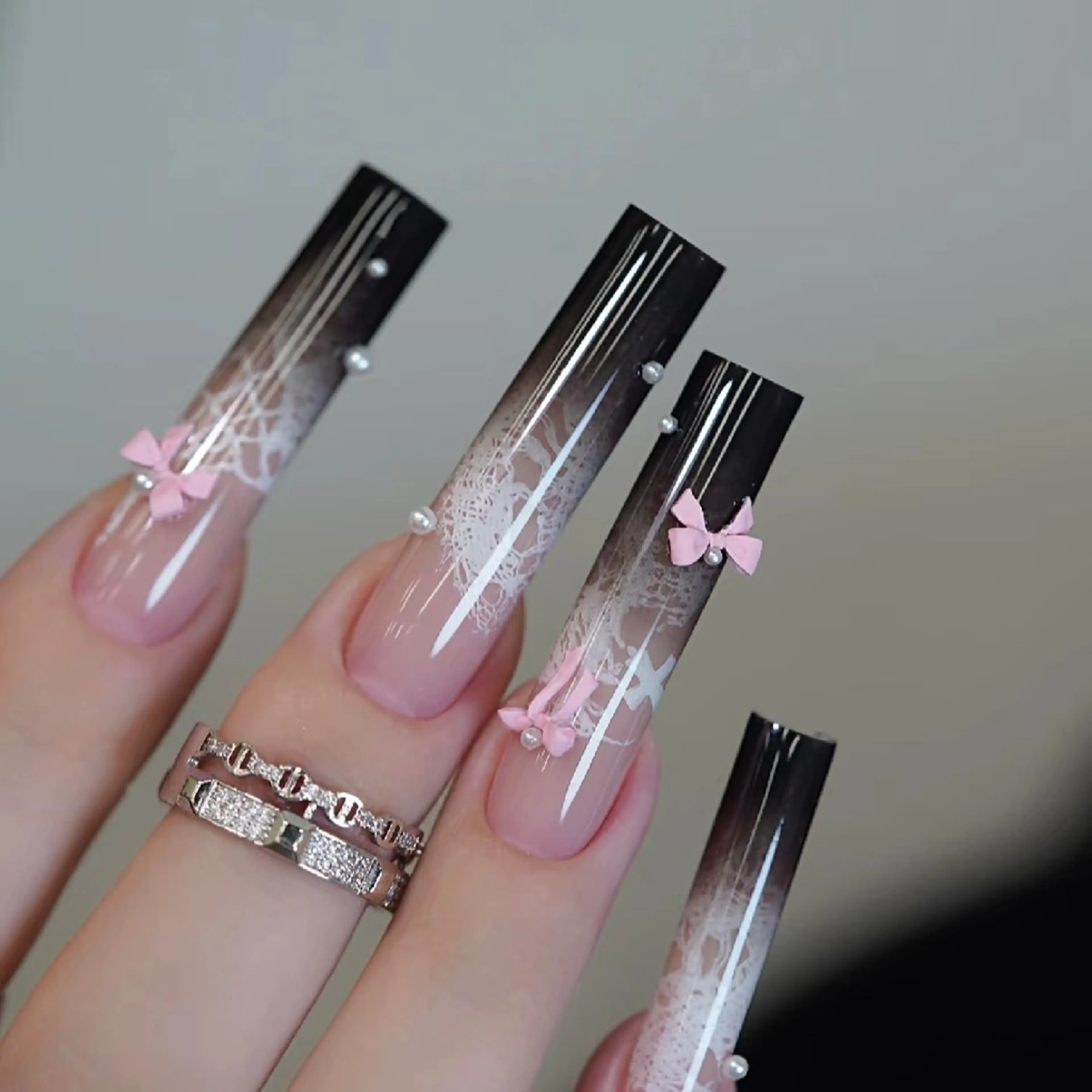 ネイル 清水 亞美のネイルデザイン