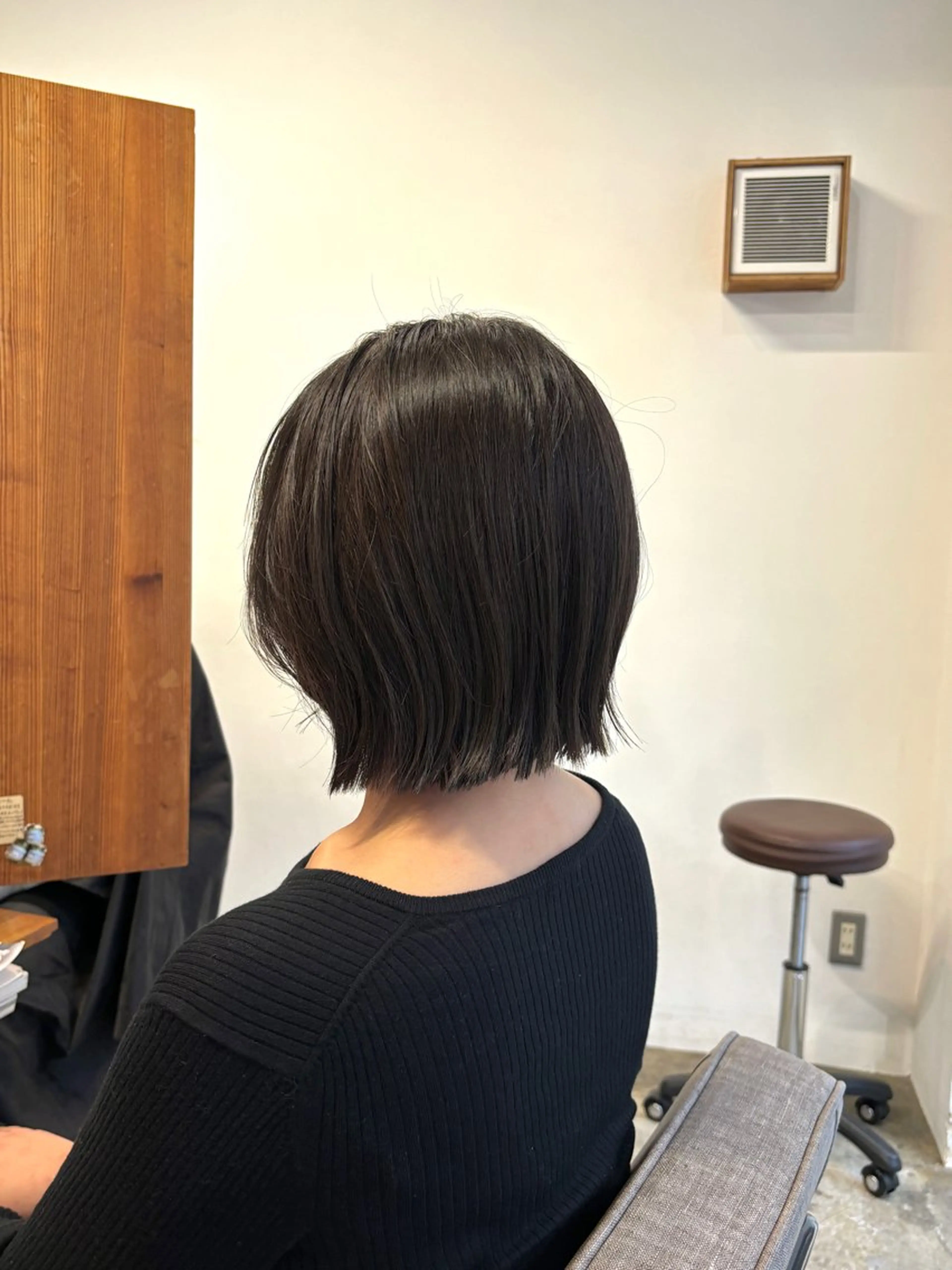 ミディアム ボブ くびれヘア 【韓国レイヤー特化 ハッシュカット】のヘアスタイル