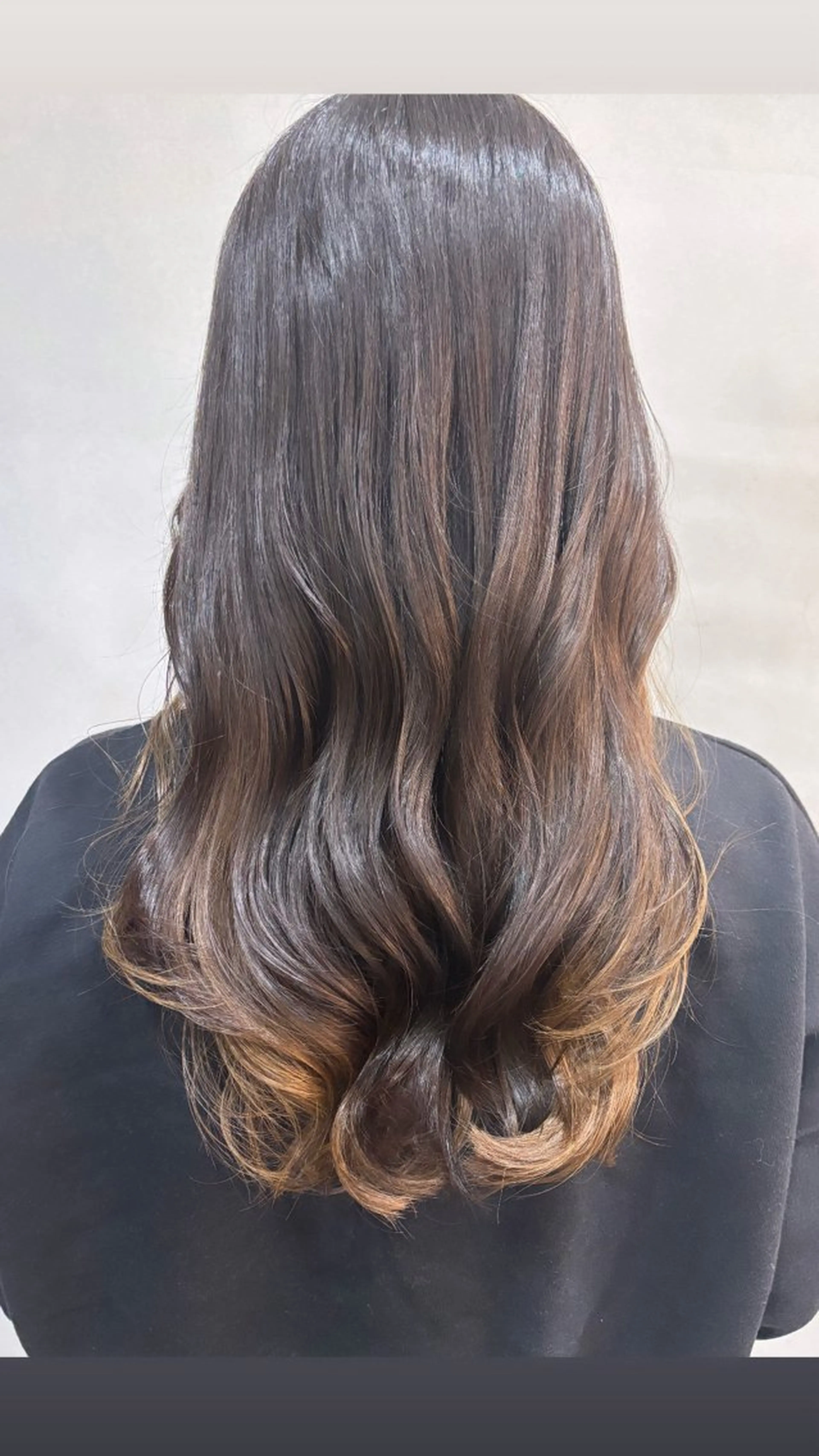 ロング カラー ルプラボウ あいか 韓国ヘア/艶髪のヘアスタイル