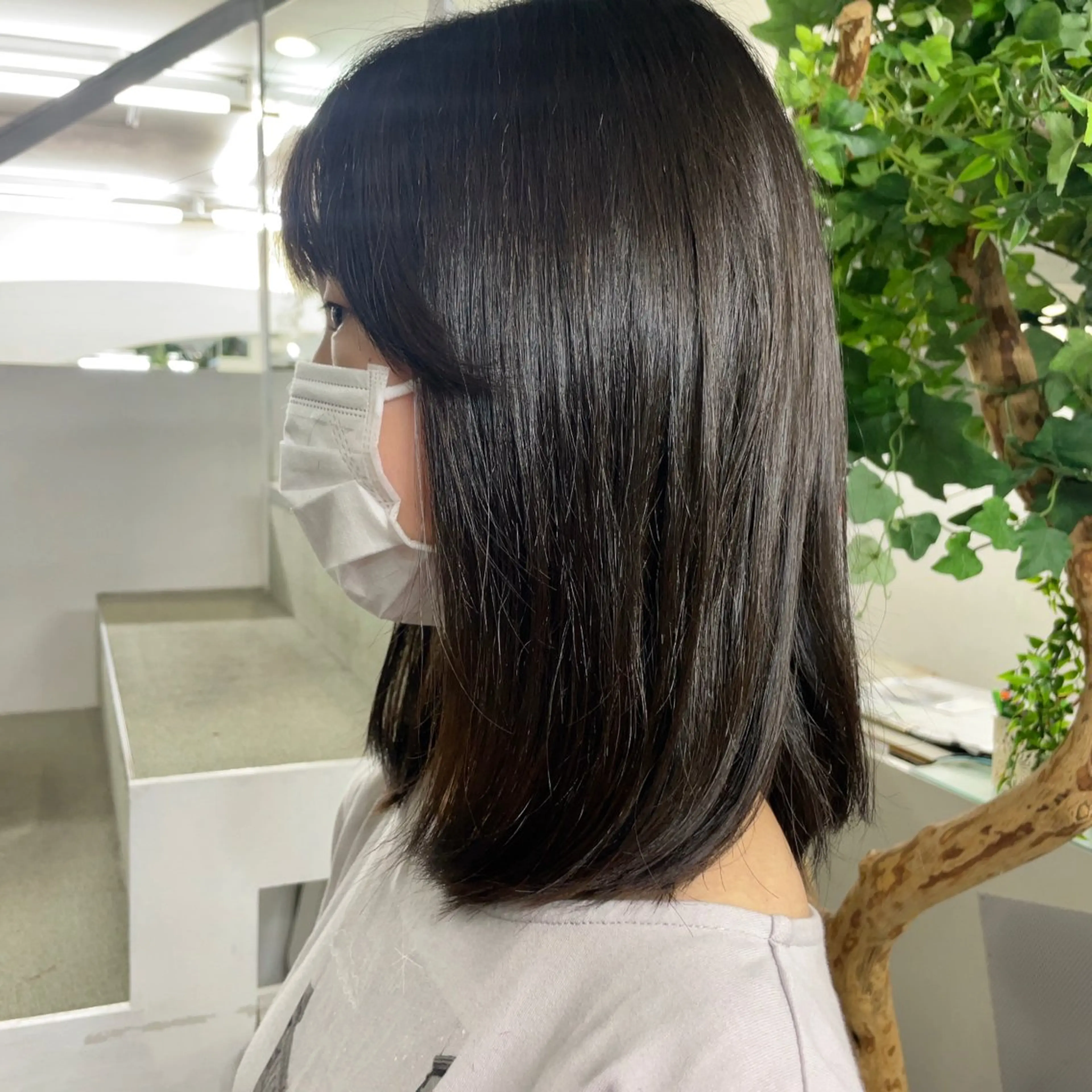 ミディアム カット 山田 里美のヘアスタイル