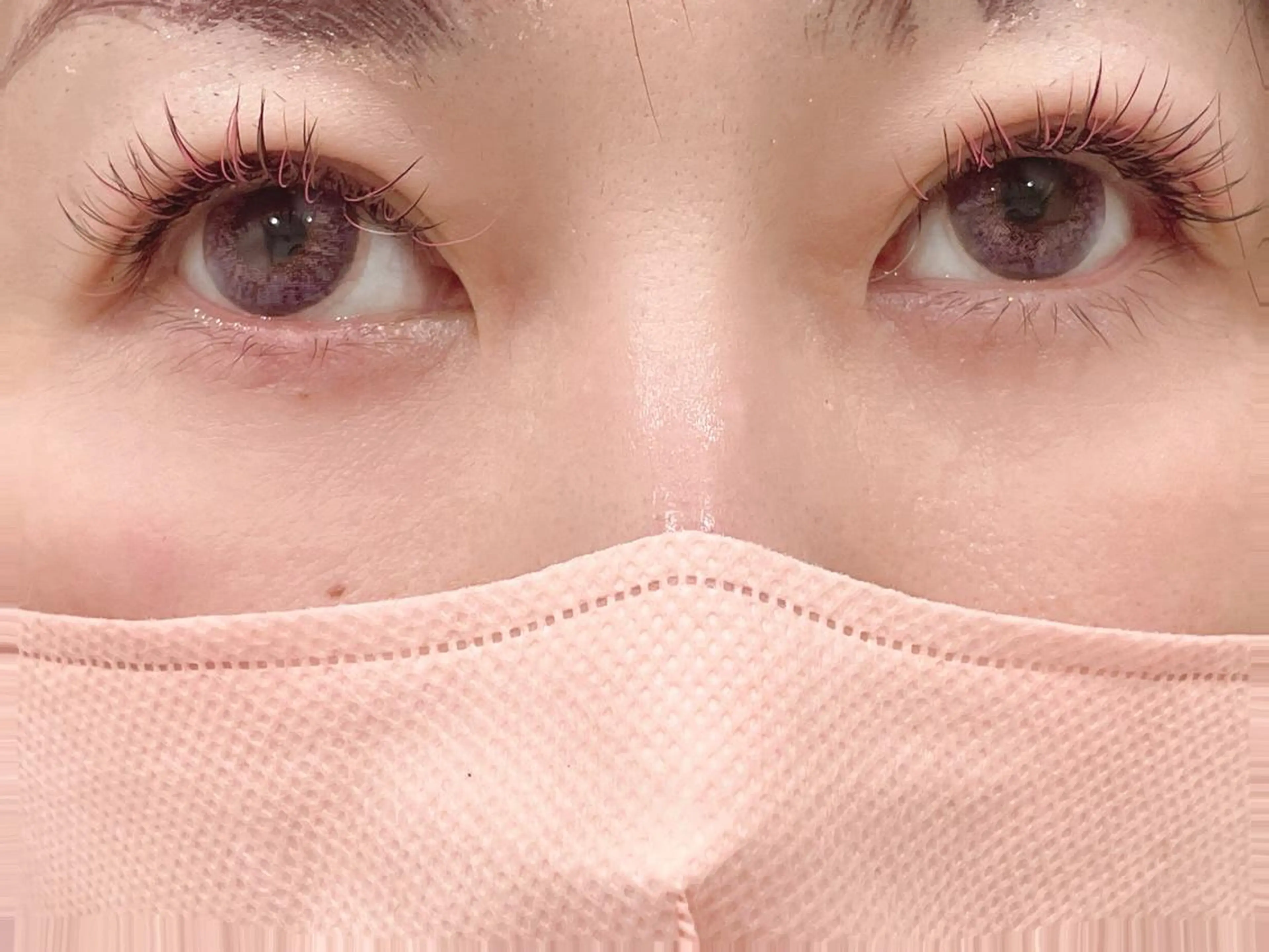 ミディアム マツエク・マツパ 付け放題 カラーマツエク フラットラッシュ 《LB》ラブリエ Nail&eyeのマツエク・マツパデザイン