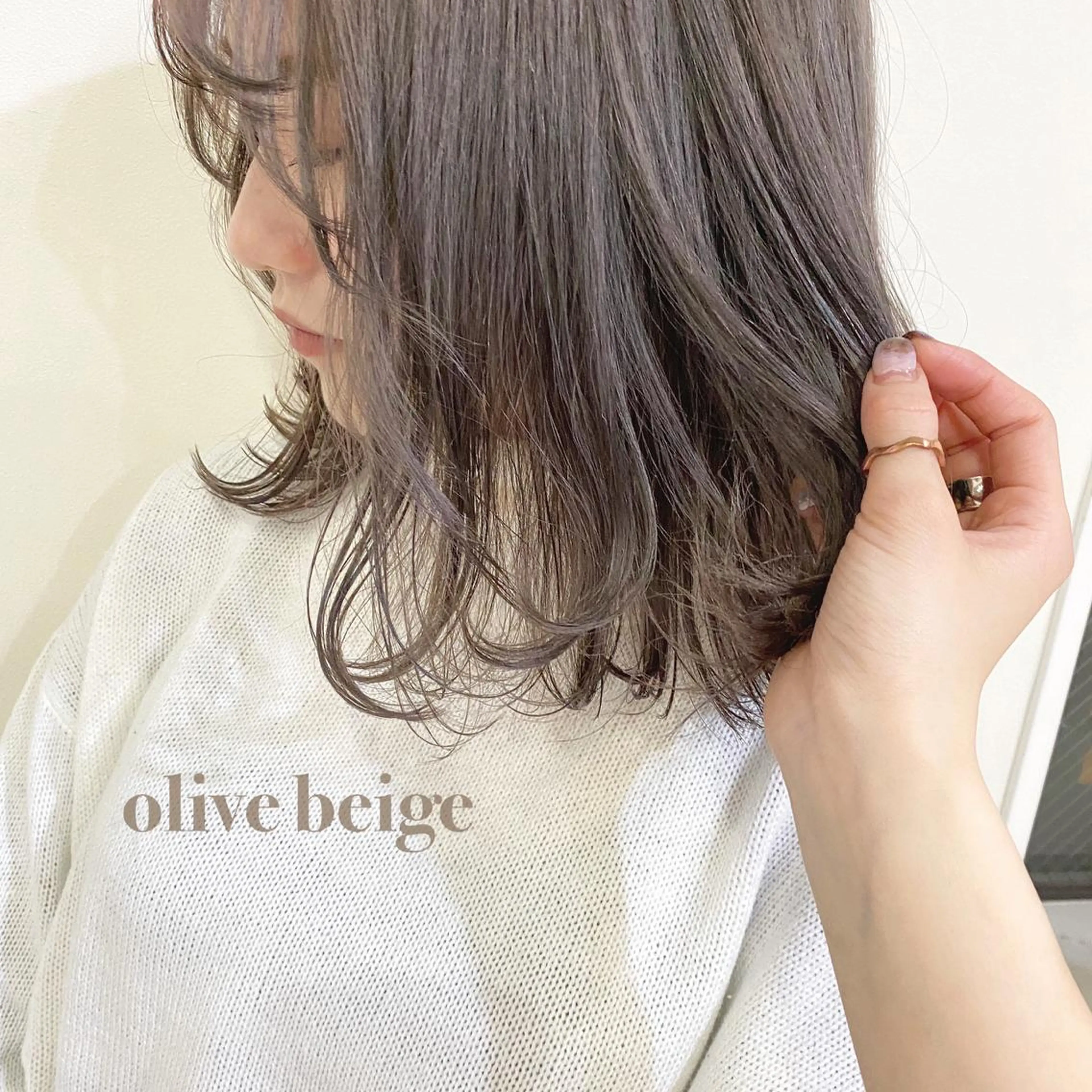 セミロング ヘアカラー 似合わせ提案サラ艶♡ 彩華のヘアスタイル