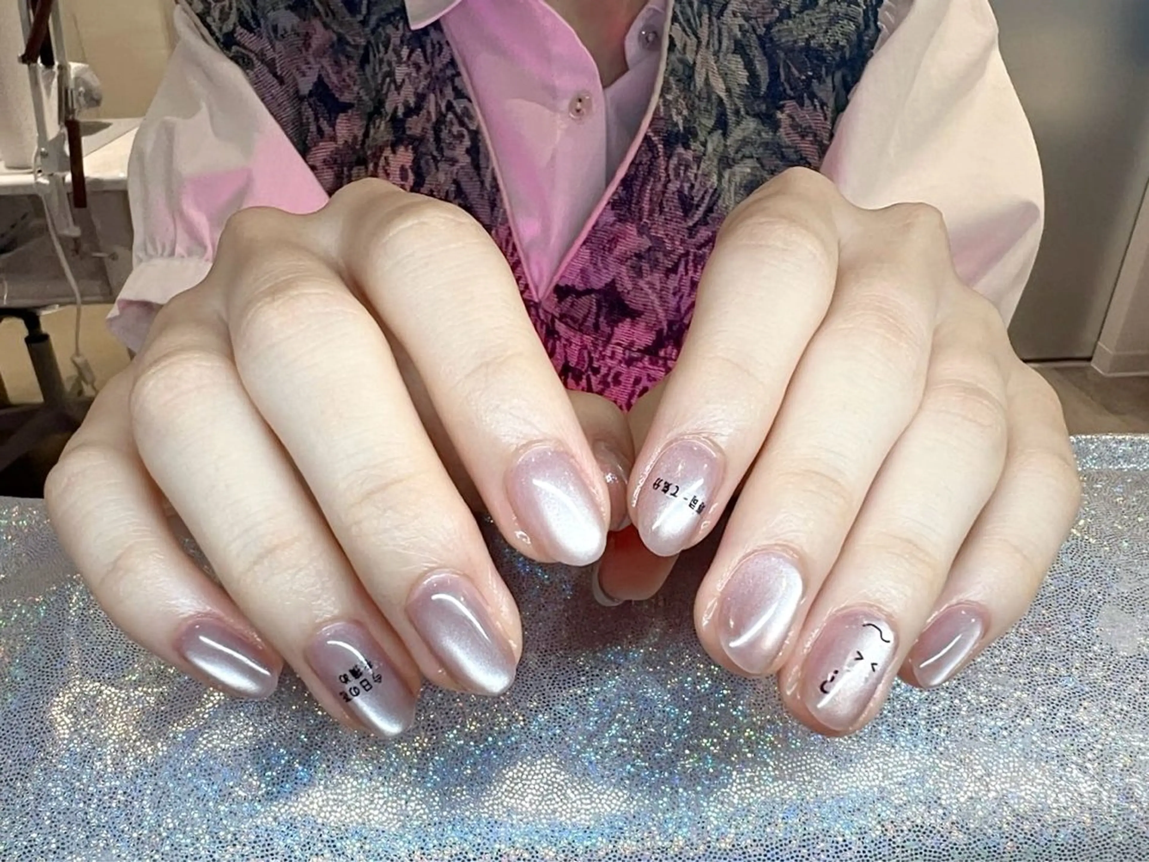 ネイル アートネイル オーロラネイル クリアネイル 長さ出し フレンチネイル ハンドネイル ロ テイネイのネイルデザイン