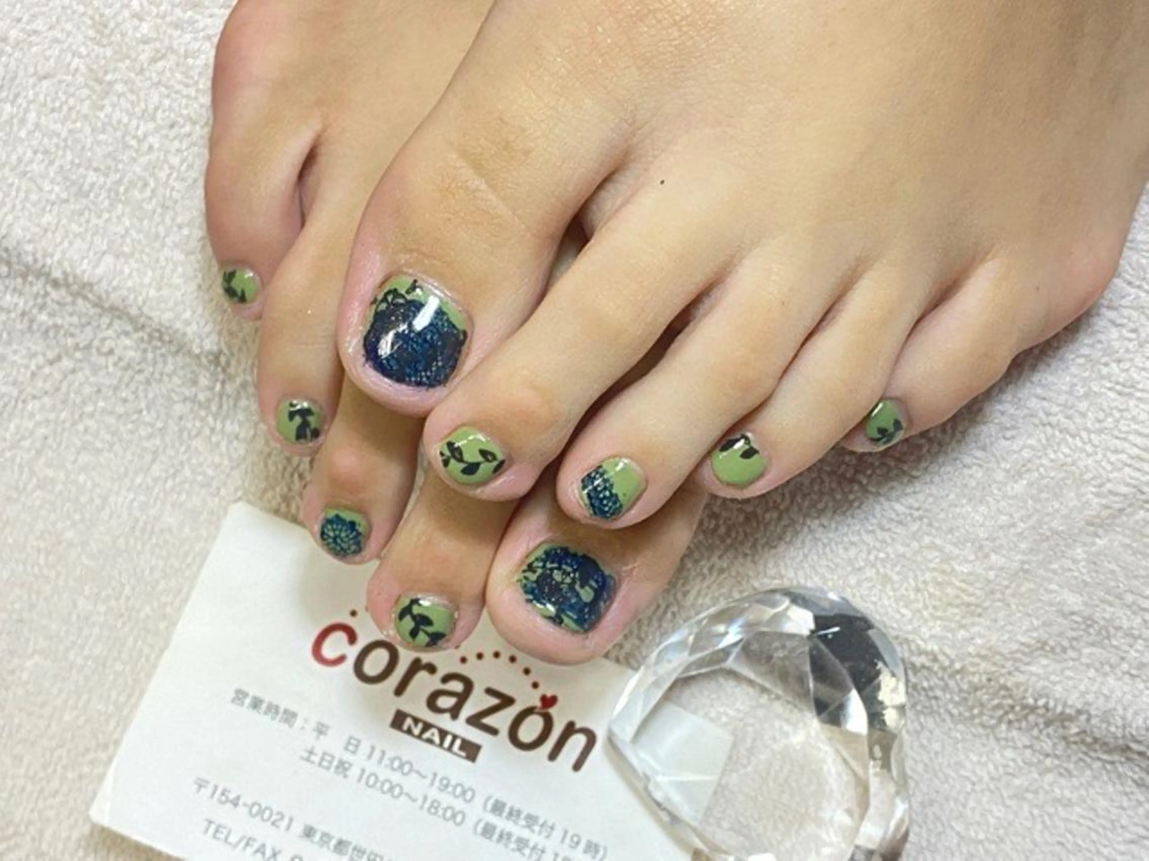 ネイル アートネイル ハロウィン レース ネイビー ワンカラーネイル corazon所属・ネイリスト aicoのネイルデザイン