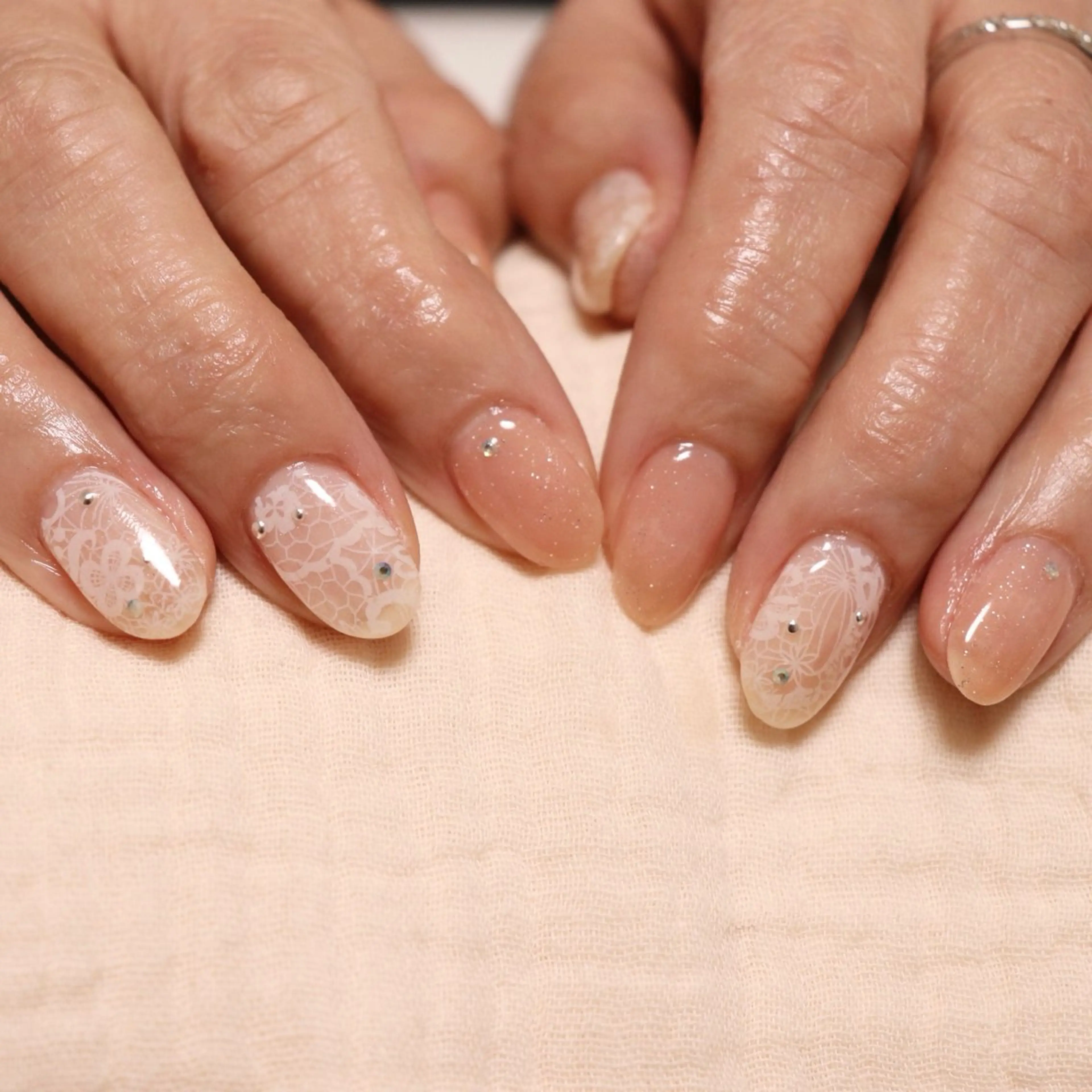 ネイル レース saison nailのネイルデザイン