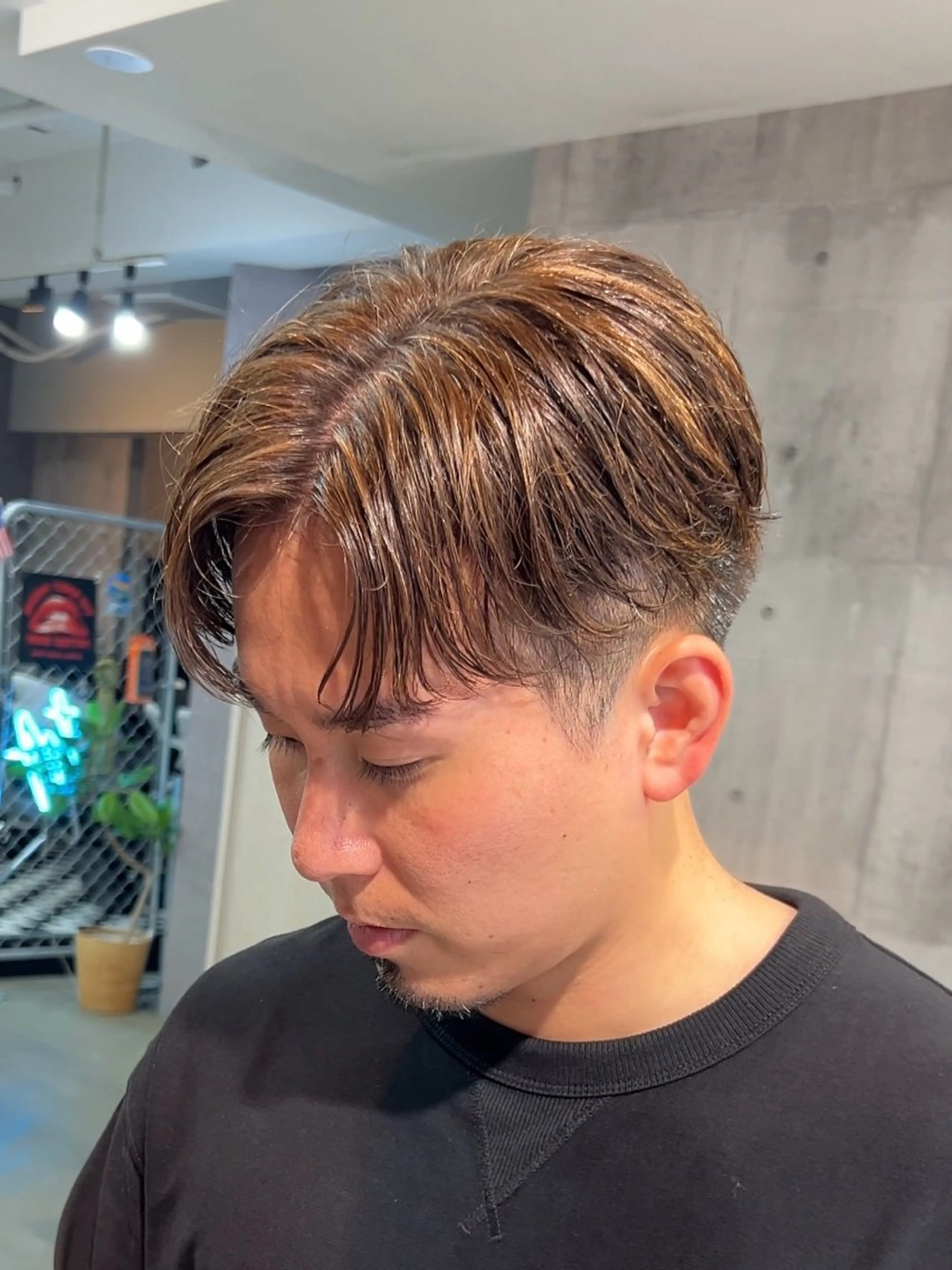 カラー 👑パーマの王様👑 【メンズ専門店】のヘアスタイル