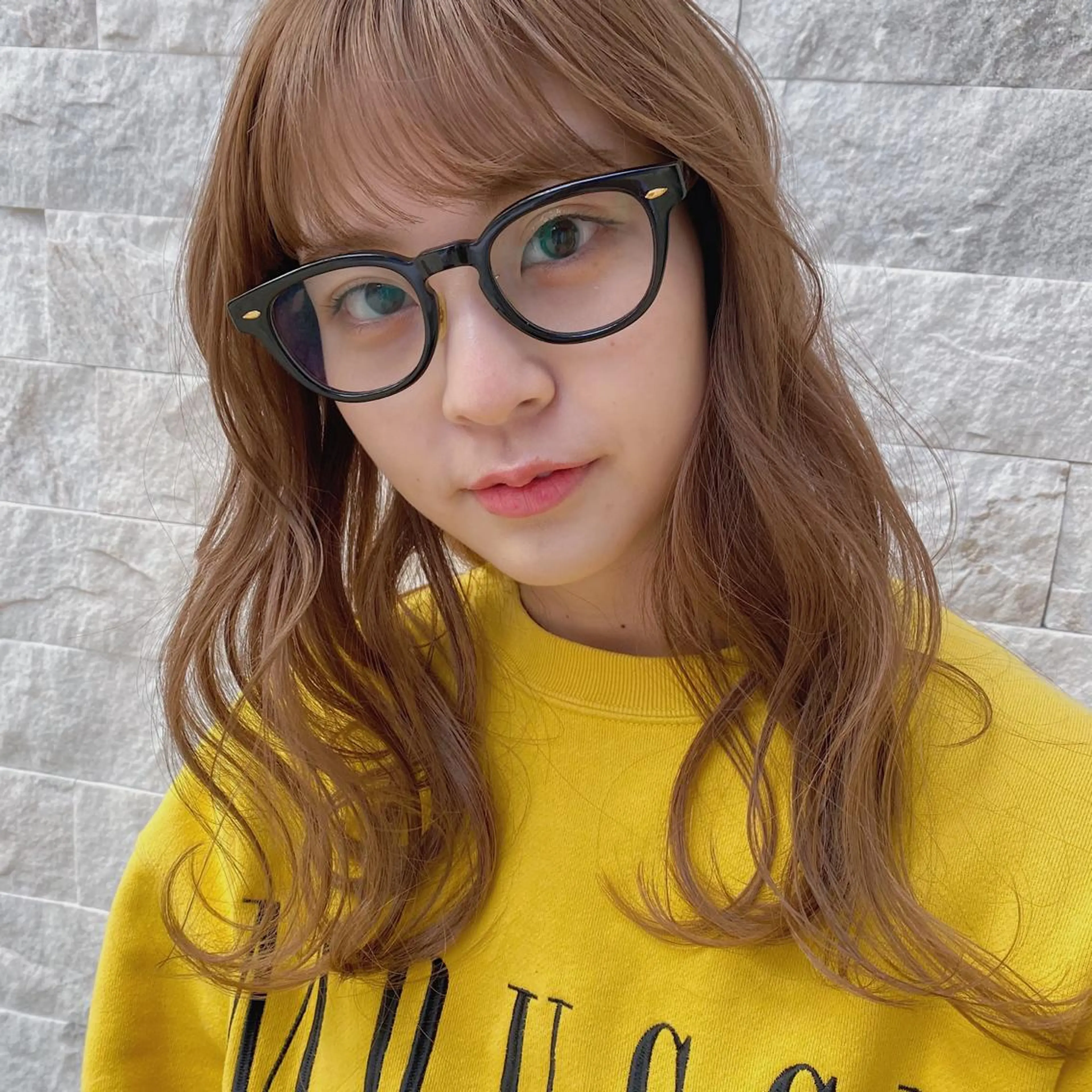 ミディアム カラー ベージュカラー キタダ ヒロキのヘアスタイル