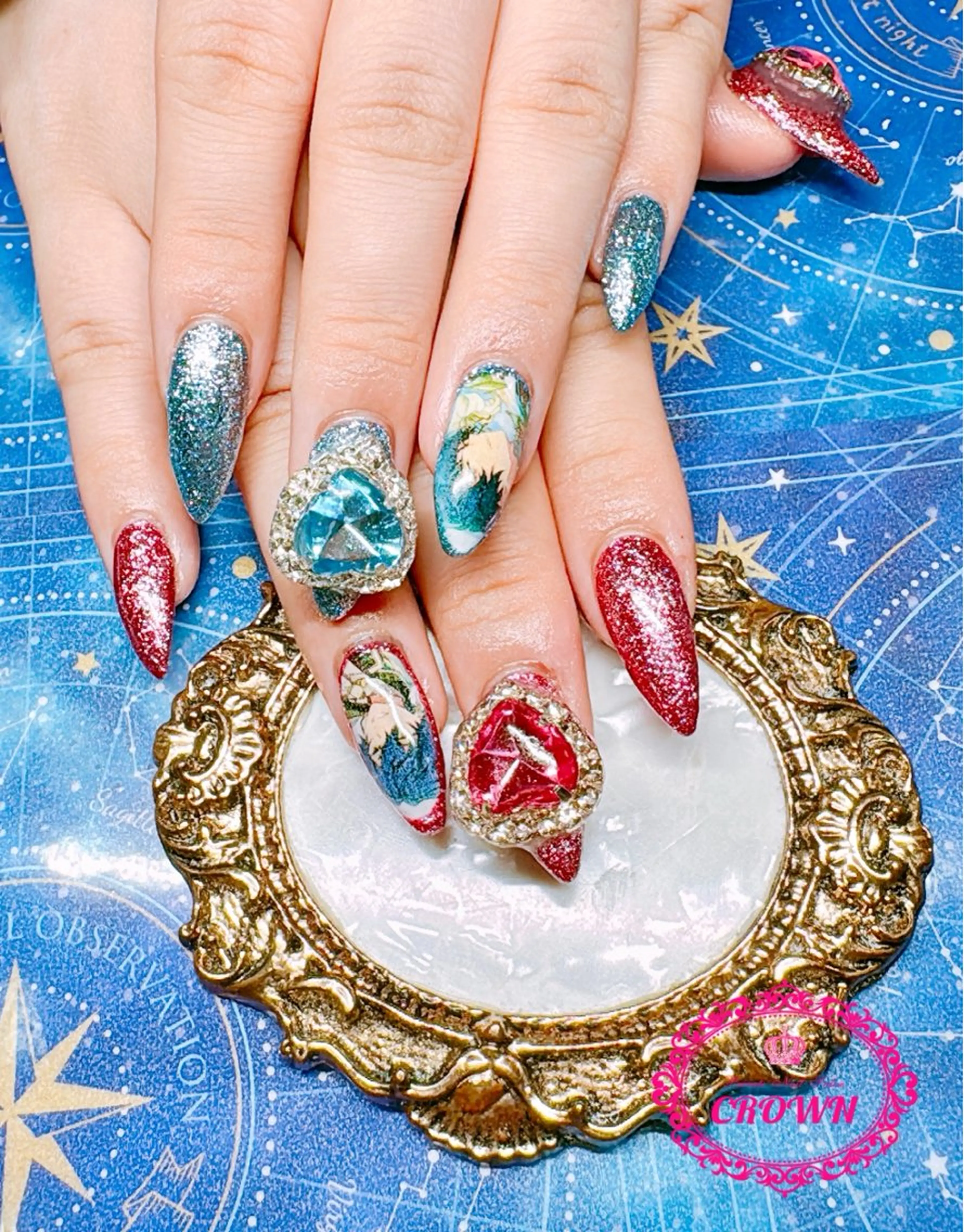ネイル CROWN プライベートサロンのネイルデザイン