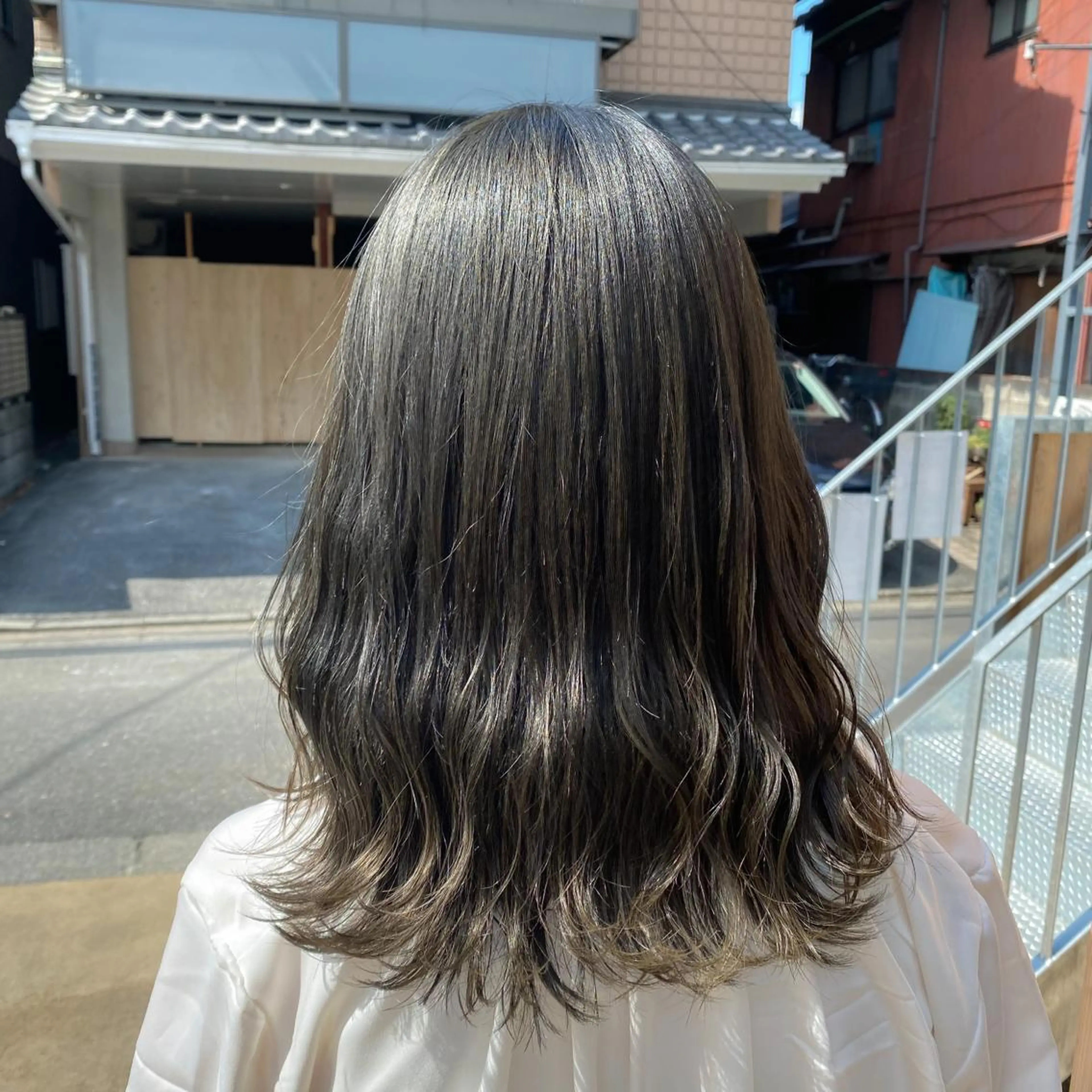 セミロング カラー DECORArojii所属・赤坂 菜々恵のヘアスタイル