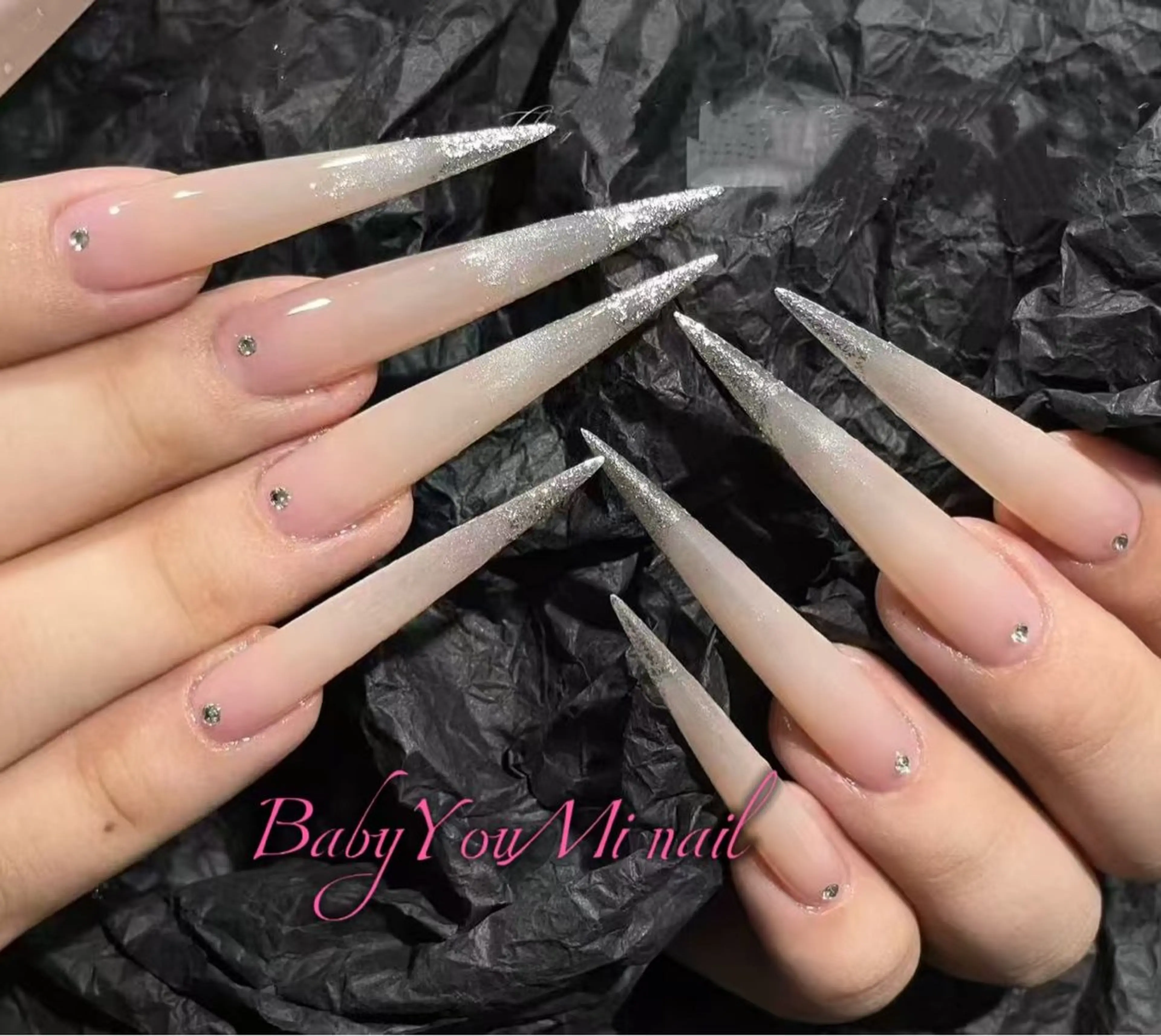 ネイル オーロラネイル フラワーネイル フットネイル フレンチネイル ジェルネイル ハンドネイル BabyYouMi ねねのネイルデザイン