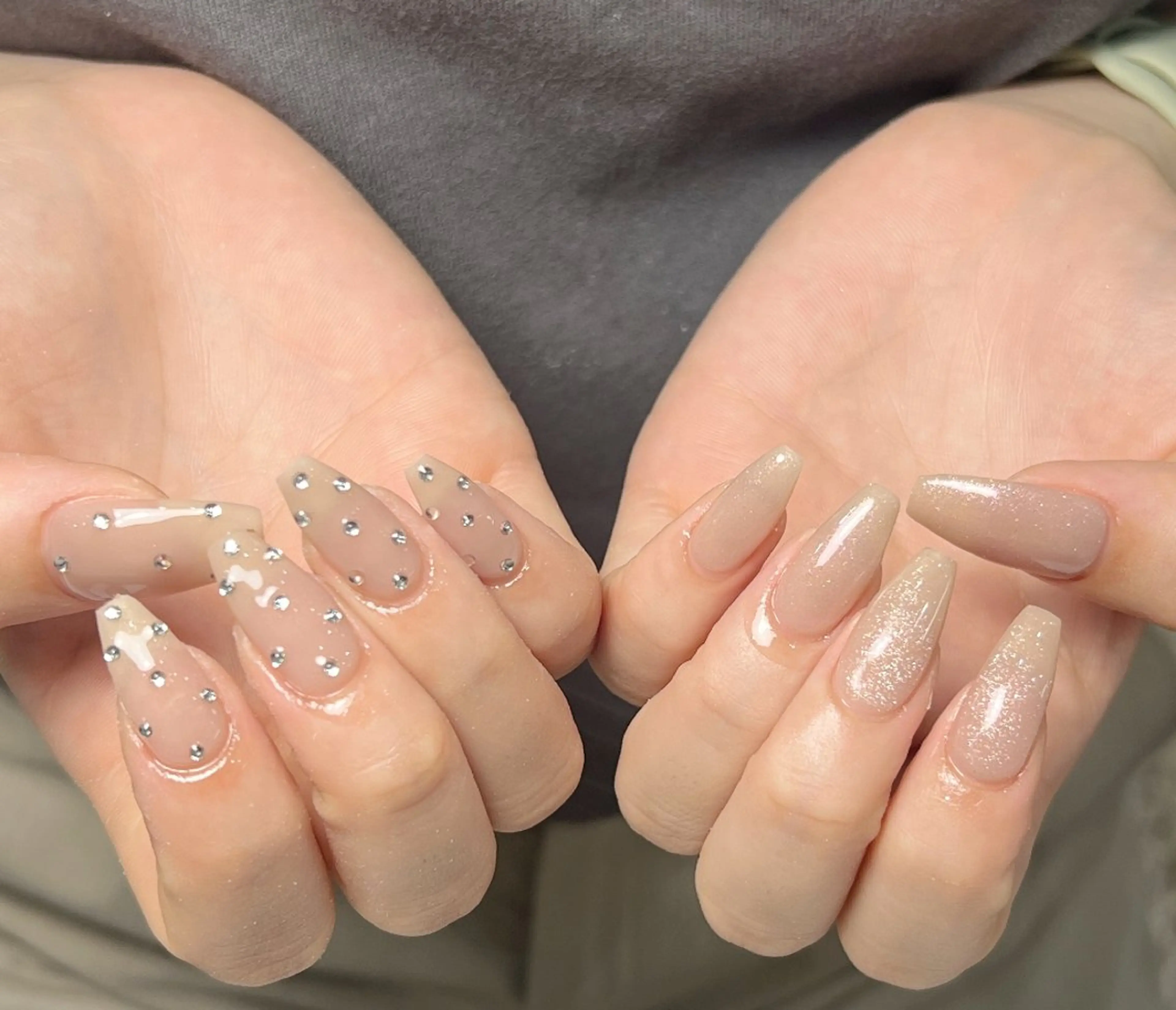 ネイル アートネイル フラワーネイル フットネイル ジェルネイル ガーリー ハンドネイル UM Nail Salonのネイルデザイン