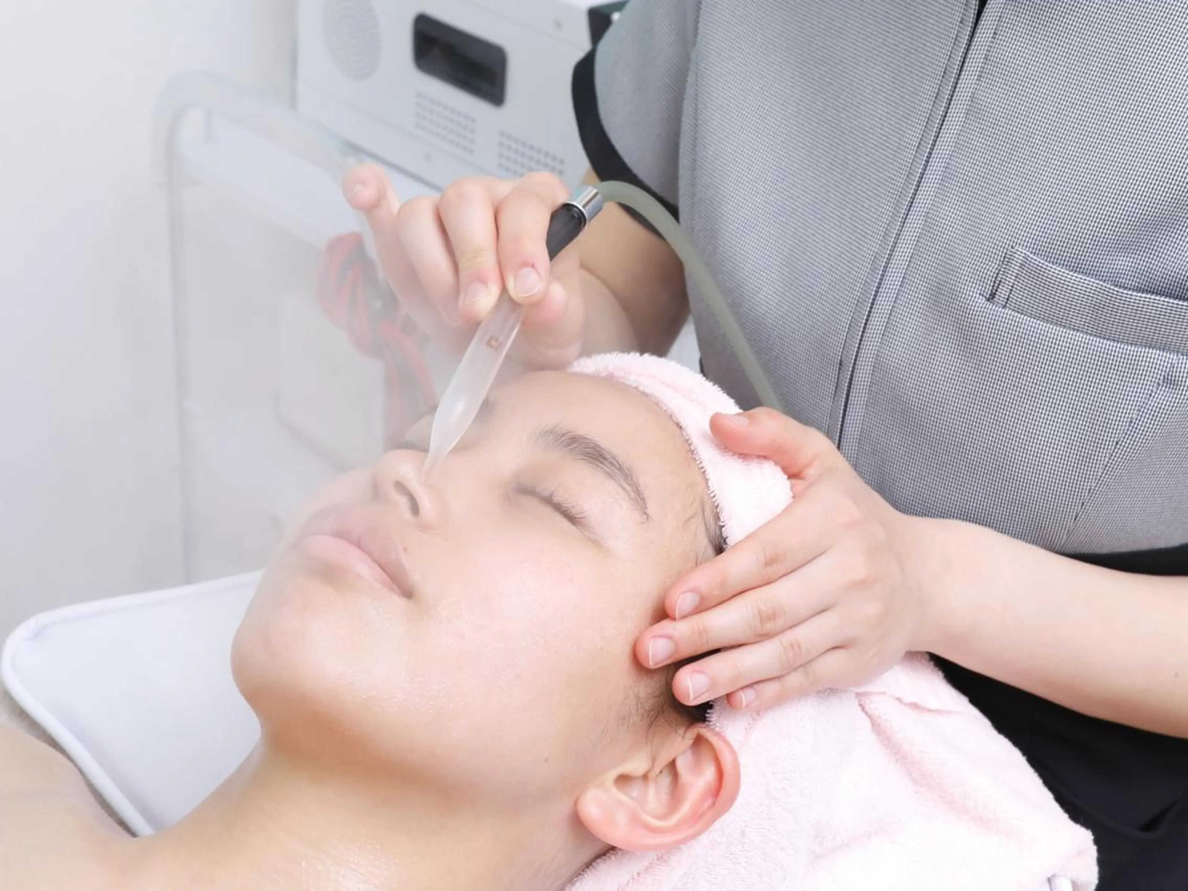 【詰まり毛穴・開き毛穴・お顔引き締め】毛穴リフト専用ケア¥13000の写真