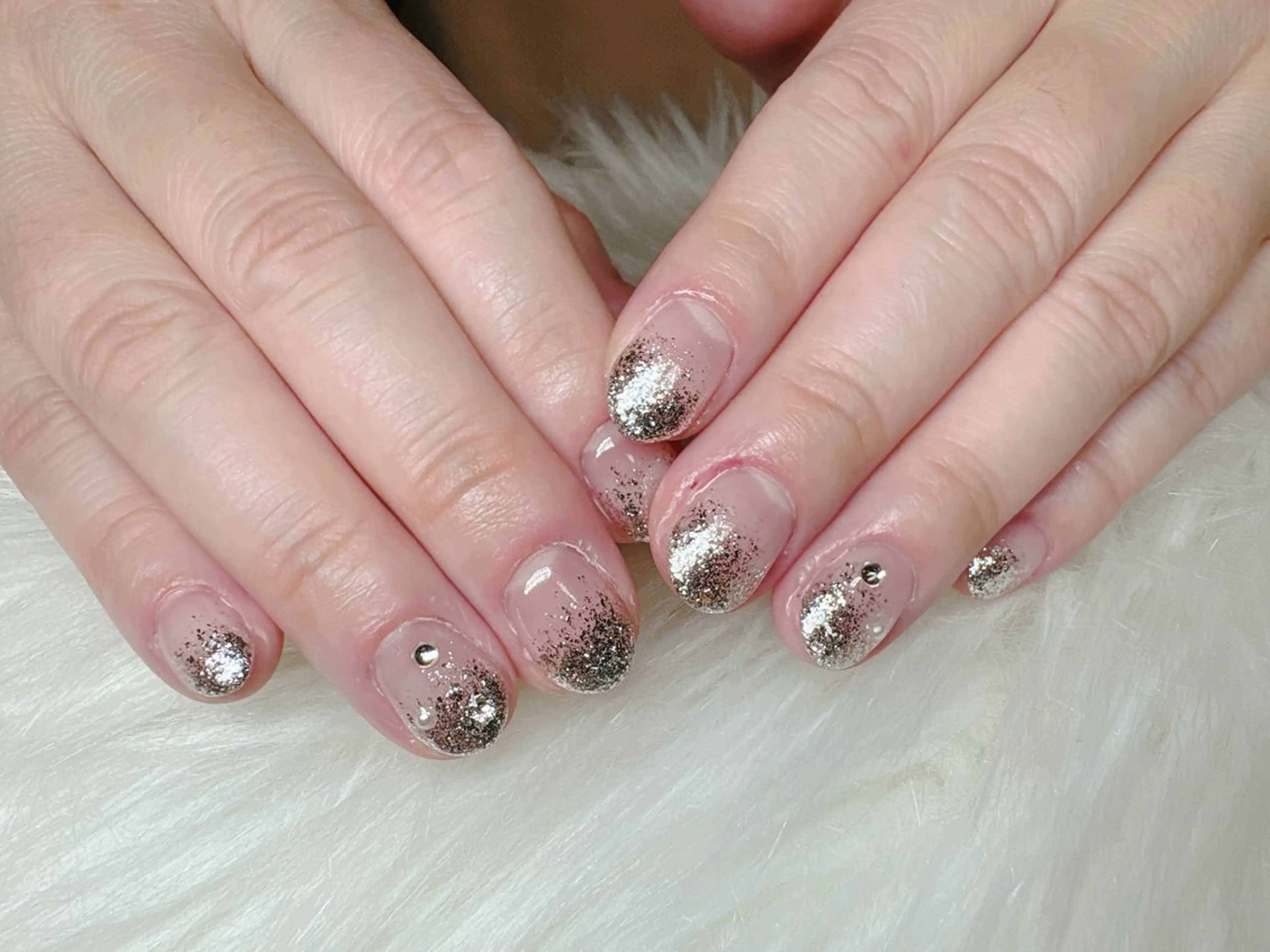 ネイル ECLAT エクラ所属・寺山 千鶴のネイルデザイン