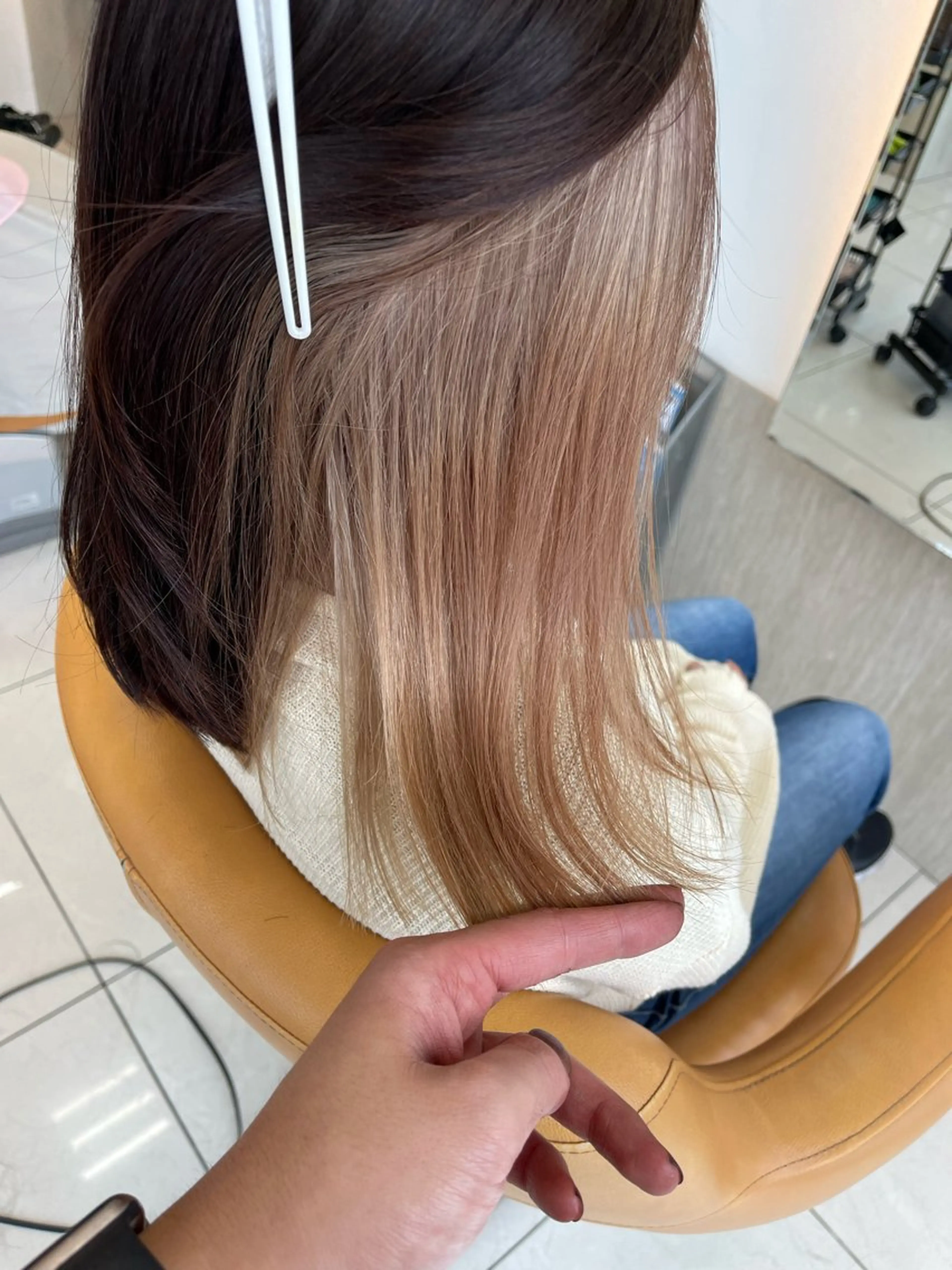 ミディアム カラー ベージュカラー ブリーチ ケアブリーチ ダブルカラー インナーカラー ヘアカラー トリートメント SOYON西大寺店所属・ダブルカラー/ 髪質改善💎安藤のヘアスタイル