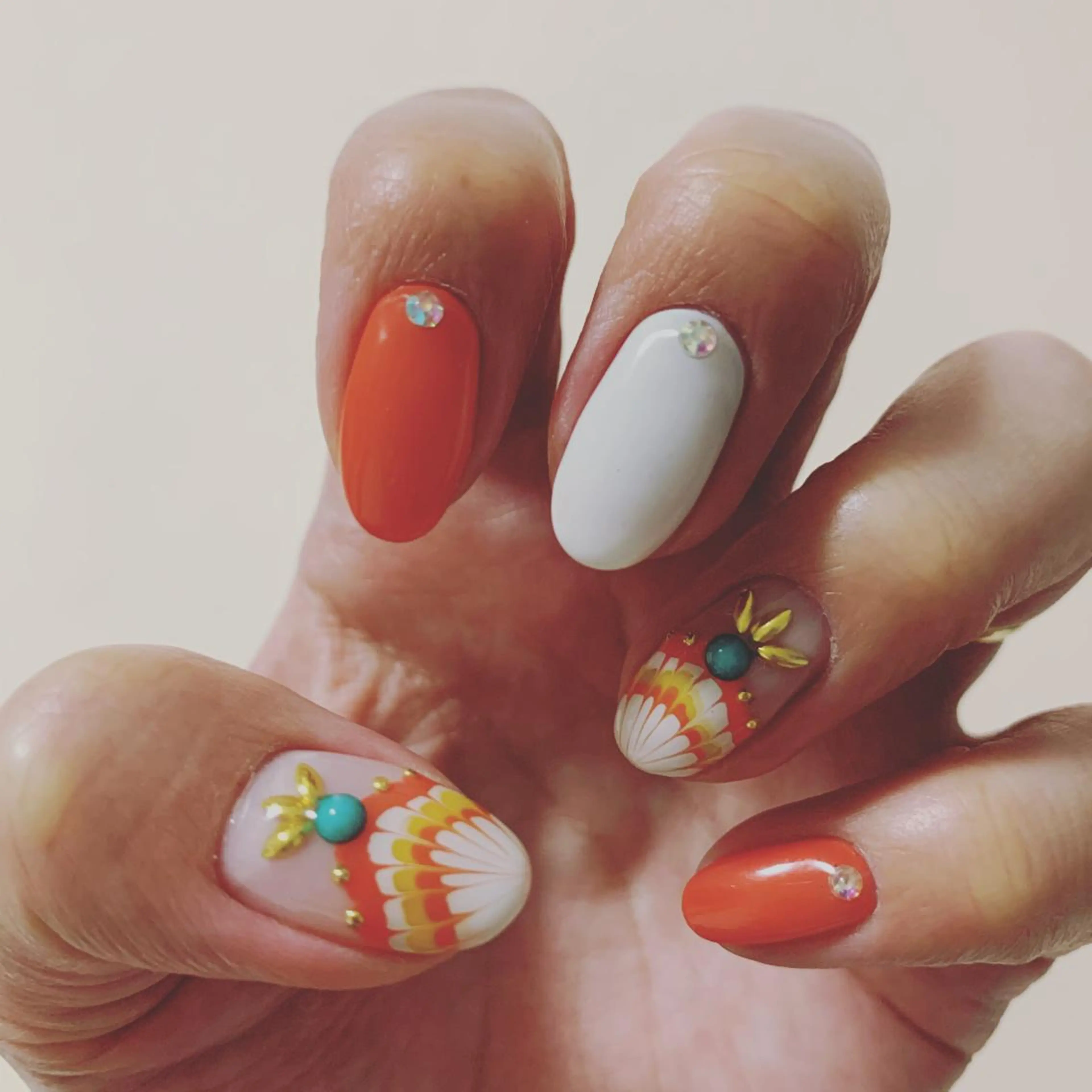 ネイル 大崎 奈々のネイルデザイン