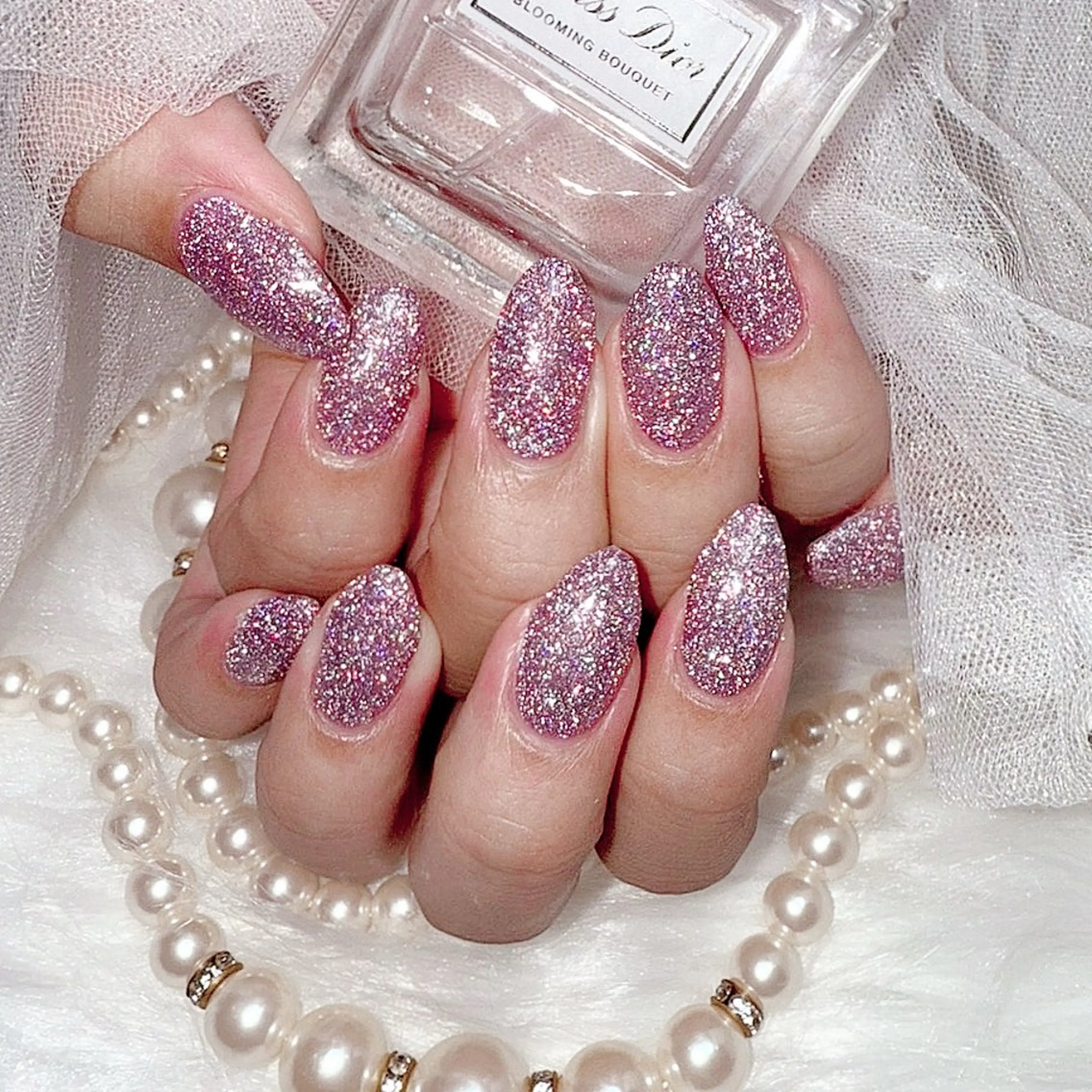 ミディアム Conjunim MAMI🎀✨のネイルデザイン