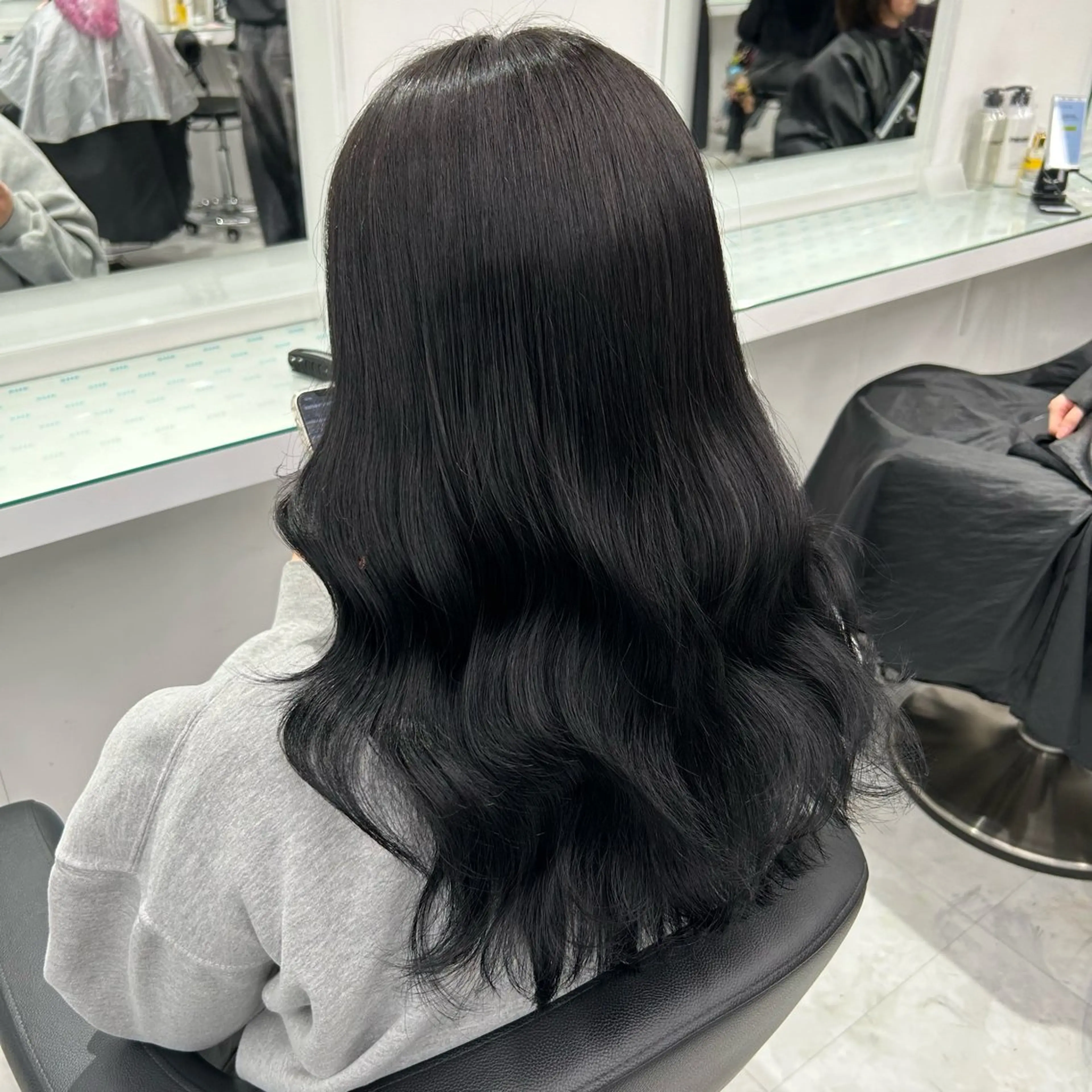 セミロング ヘアカラー トリートメント 🤍大人っぽ韓国暗髪 🤍Asuka🤍のヘアスタイル