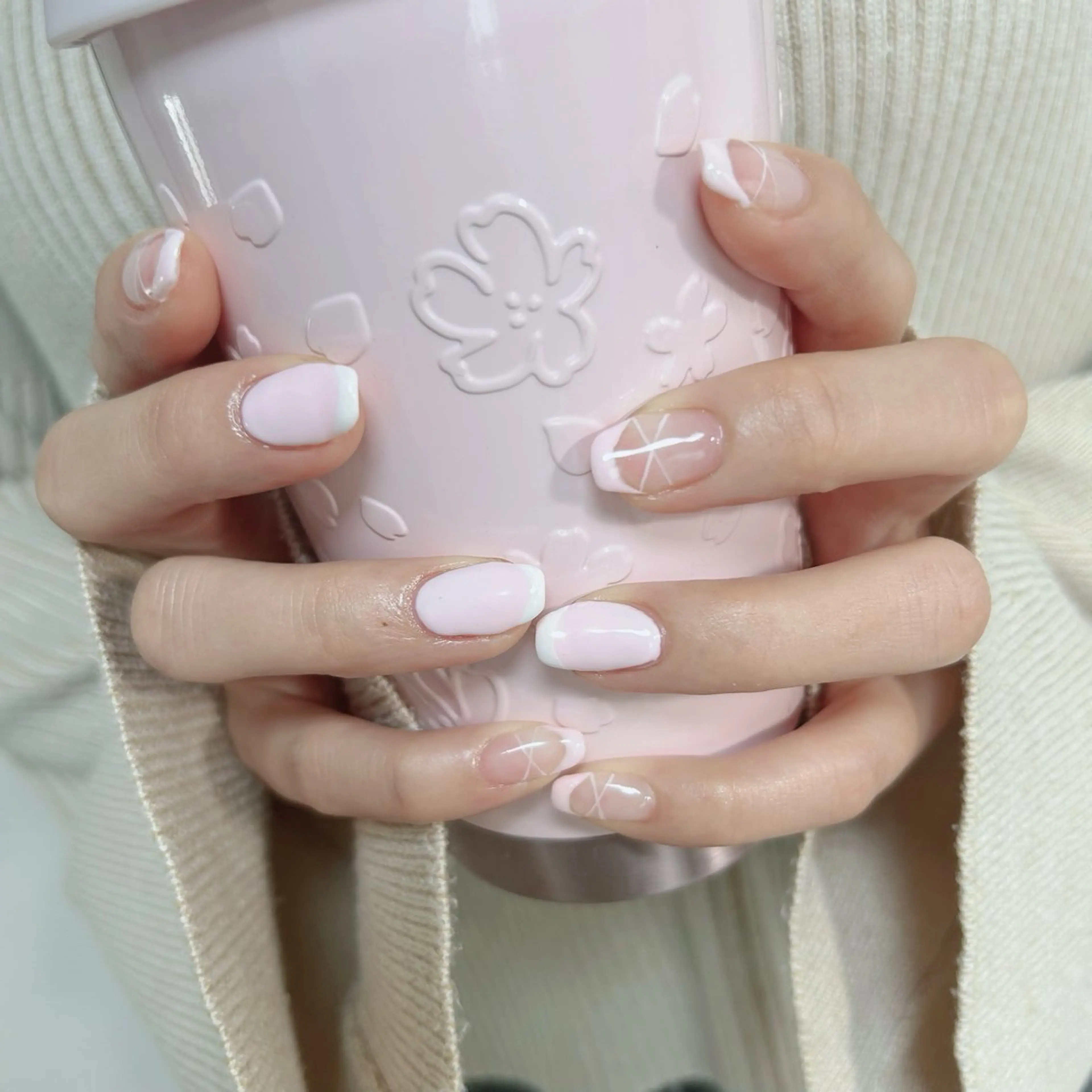 ネイル フレンチネイル ガーリー cee. ckikakoのネイルデザイン