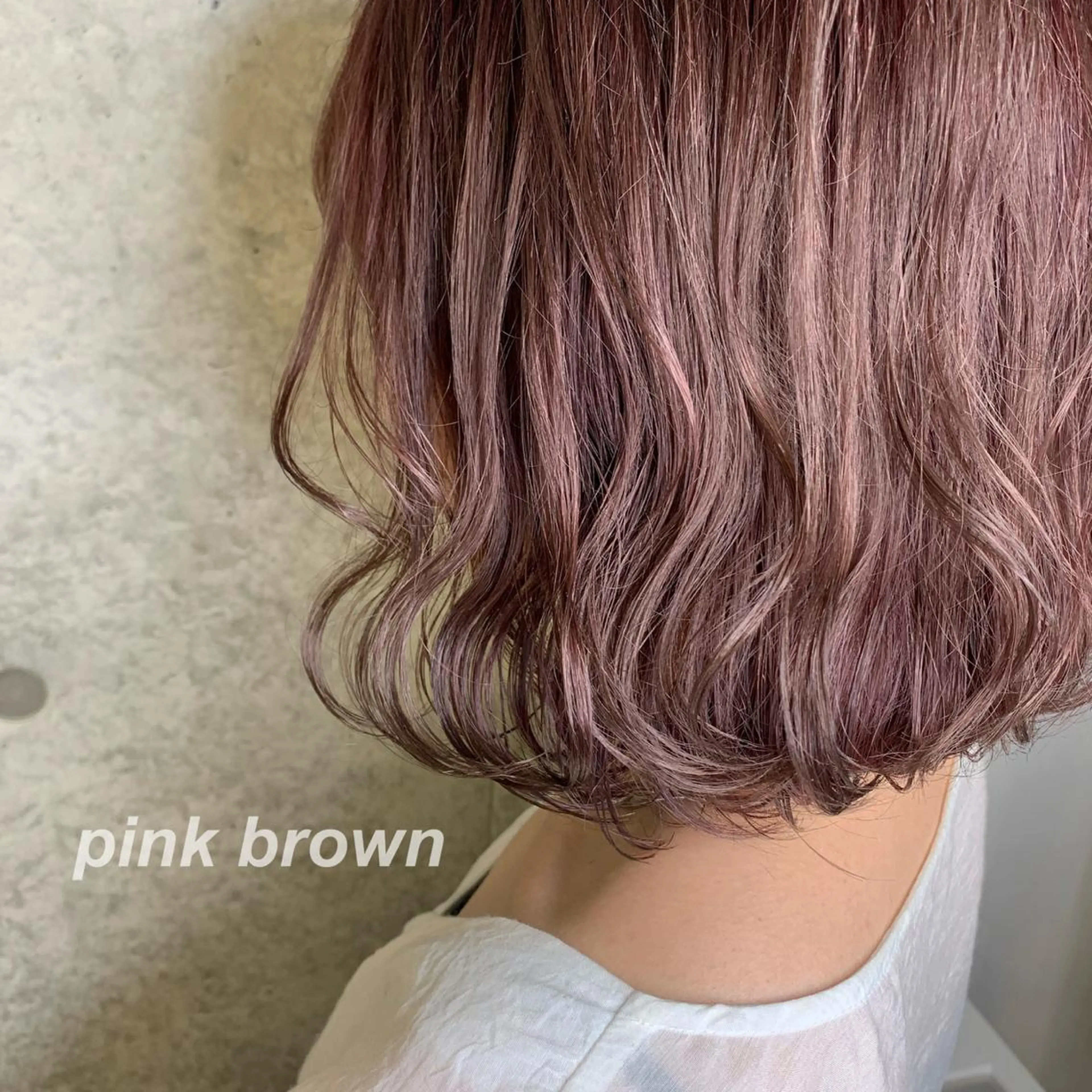 ショート カラー ピンクカラー ナツミ/透明感カラー /酸性ストレートのヘアスタイル