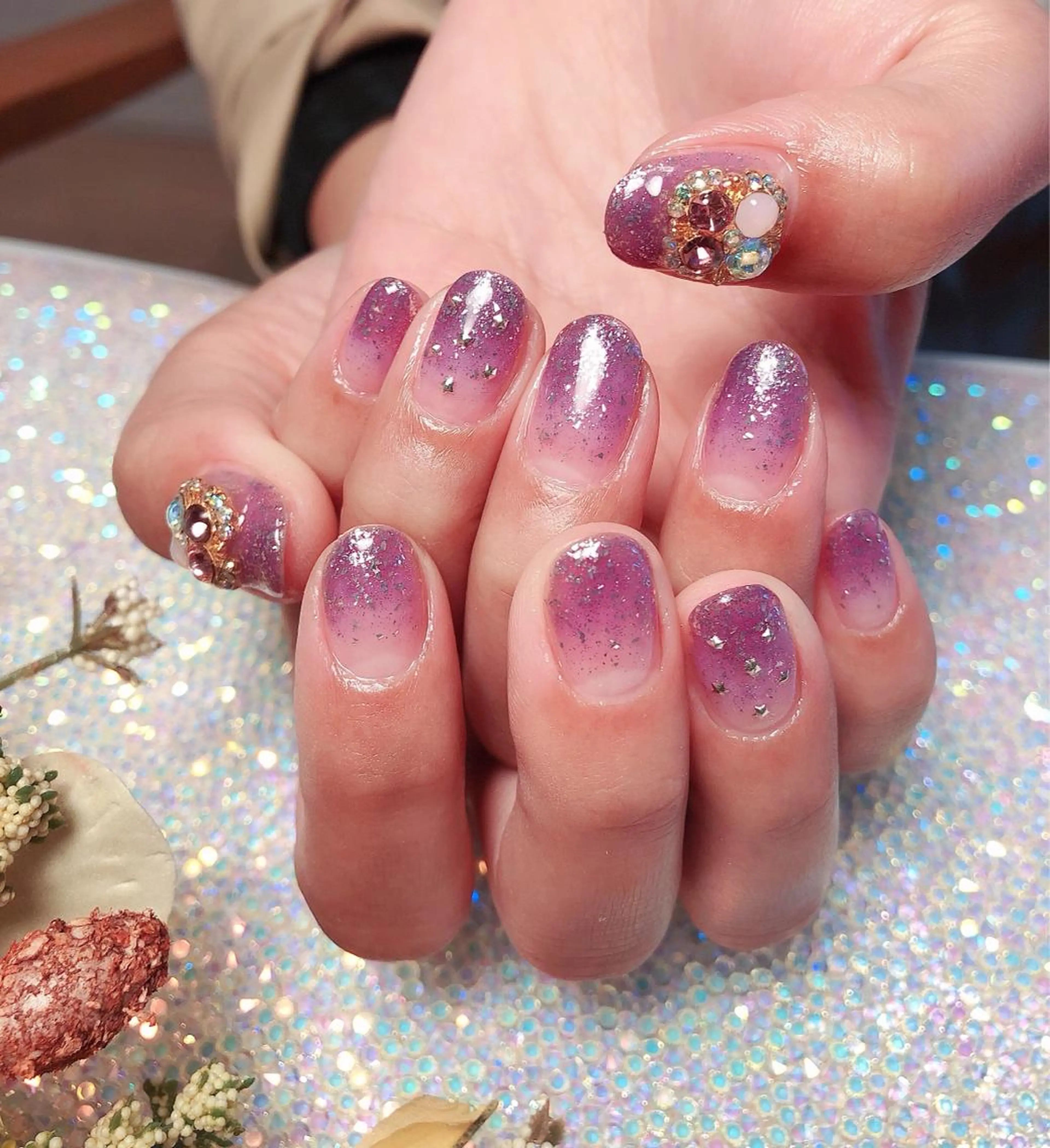 ネイル グラデーション ラメ(グリッター) ハンドネイル 🍭Kiara Nail🍭のネイルデザイン