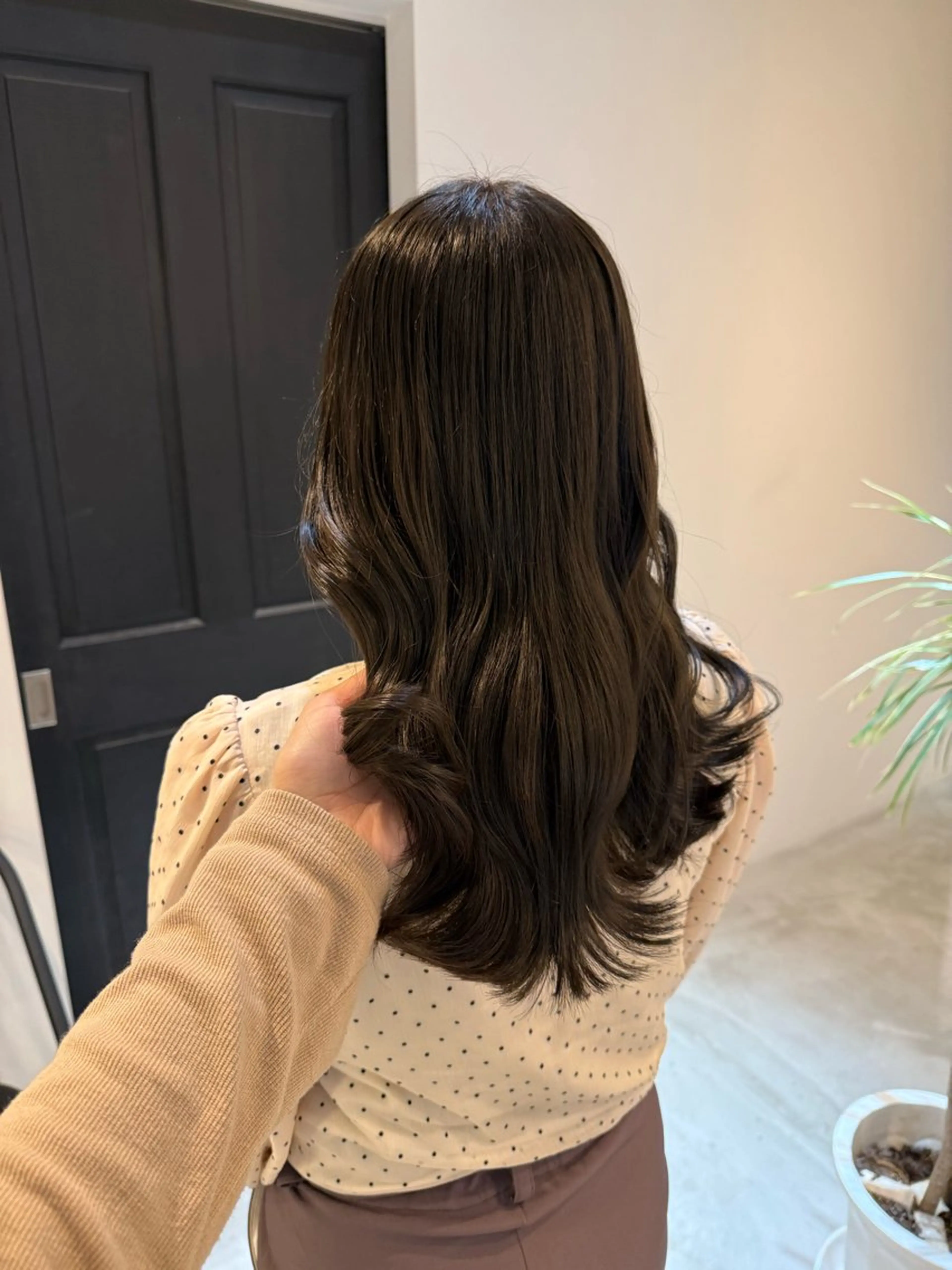 ミディアム カット ヘアカラー トリートメント ALLYS 渋谷店所属・最高級の艶のある カラーmei🎨のヘアスタイル