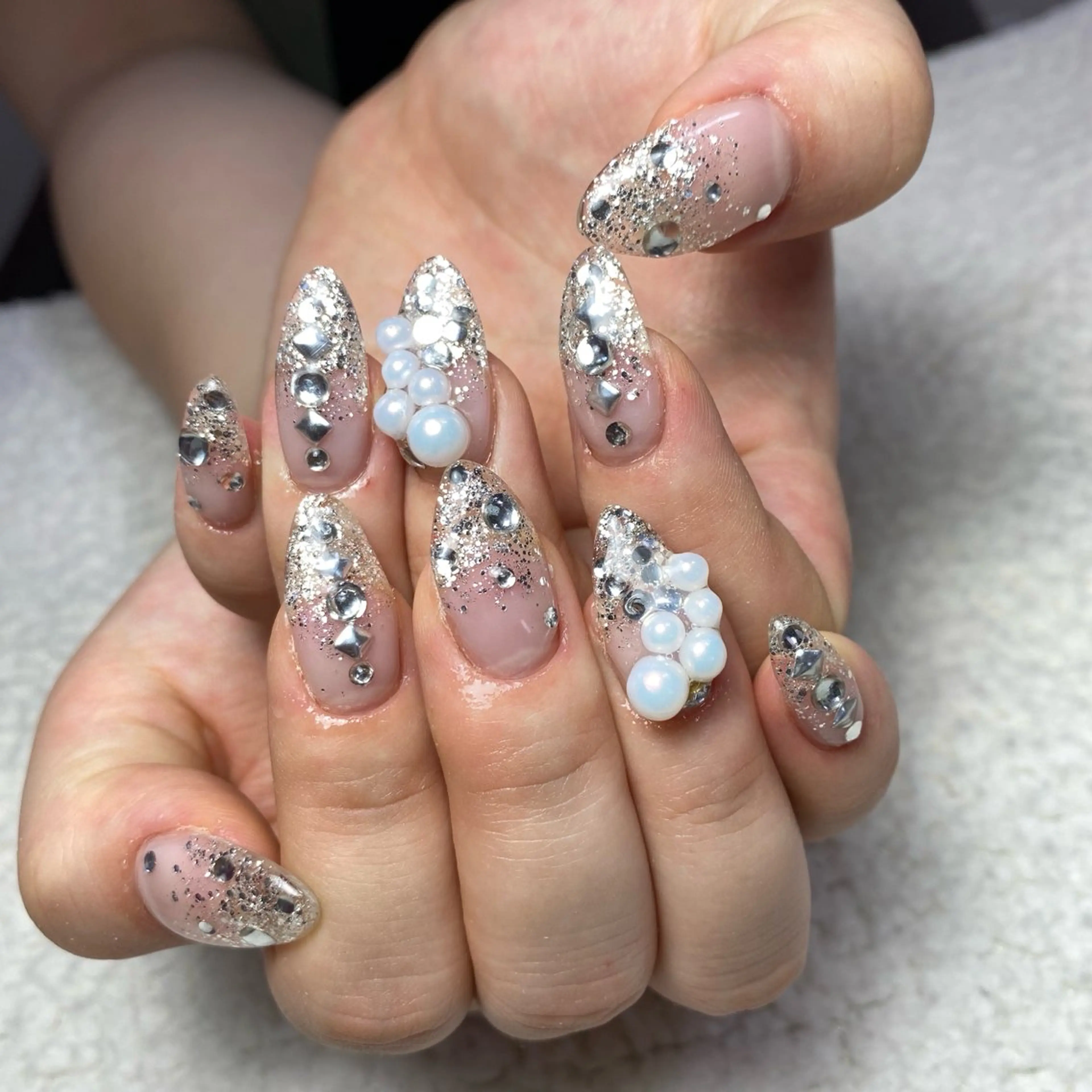 ネイル キラキラネイル ハンドネイル COCO+所属・COCO +のエステ・リラクイメージ