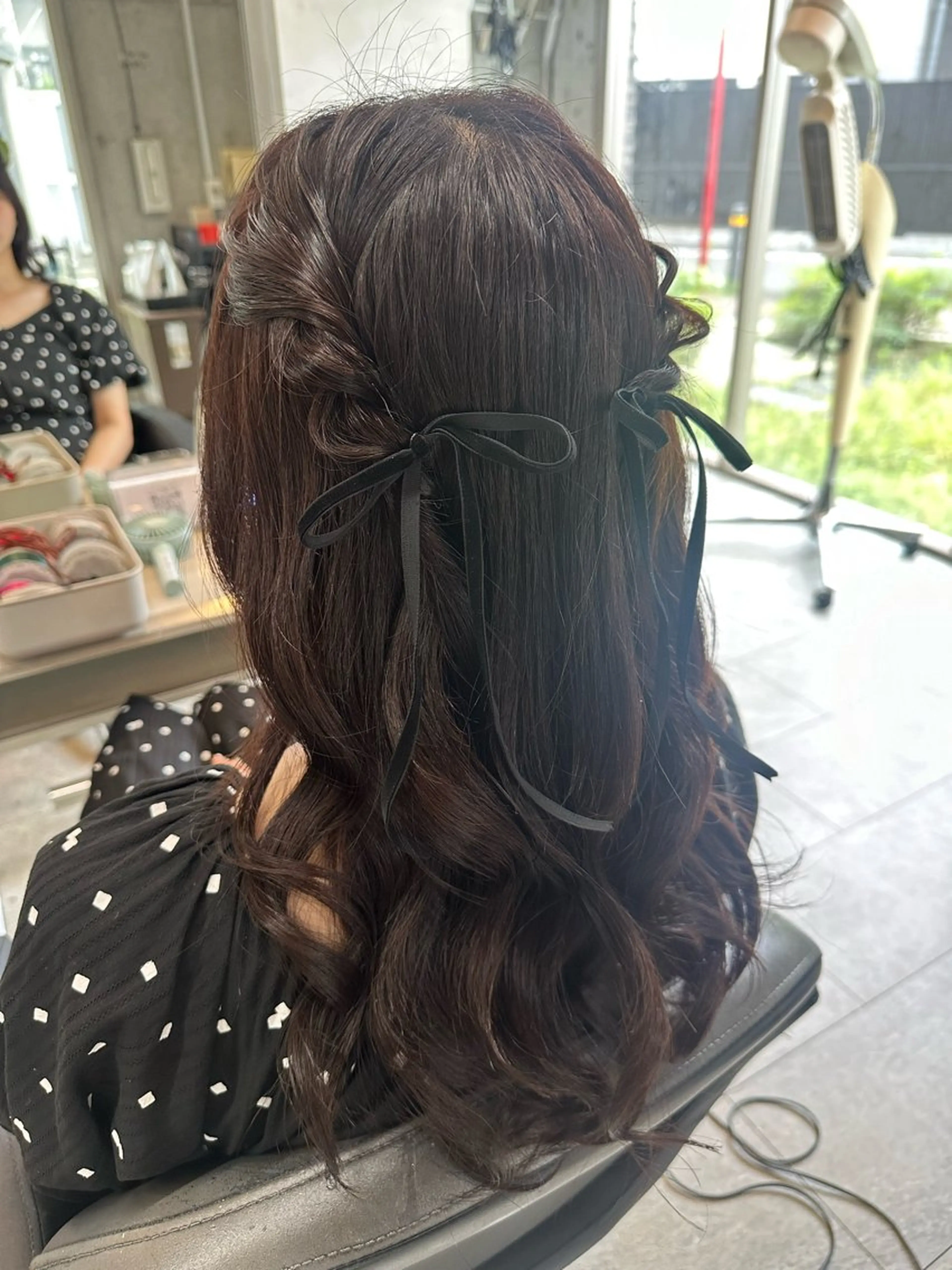 セミロング ヘアアレンジ 女性に人気♪ はやしほのかのヘアスタイル