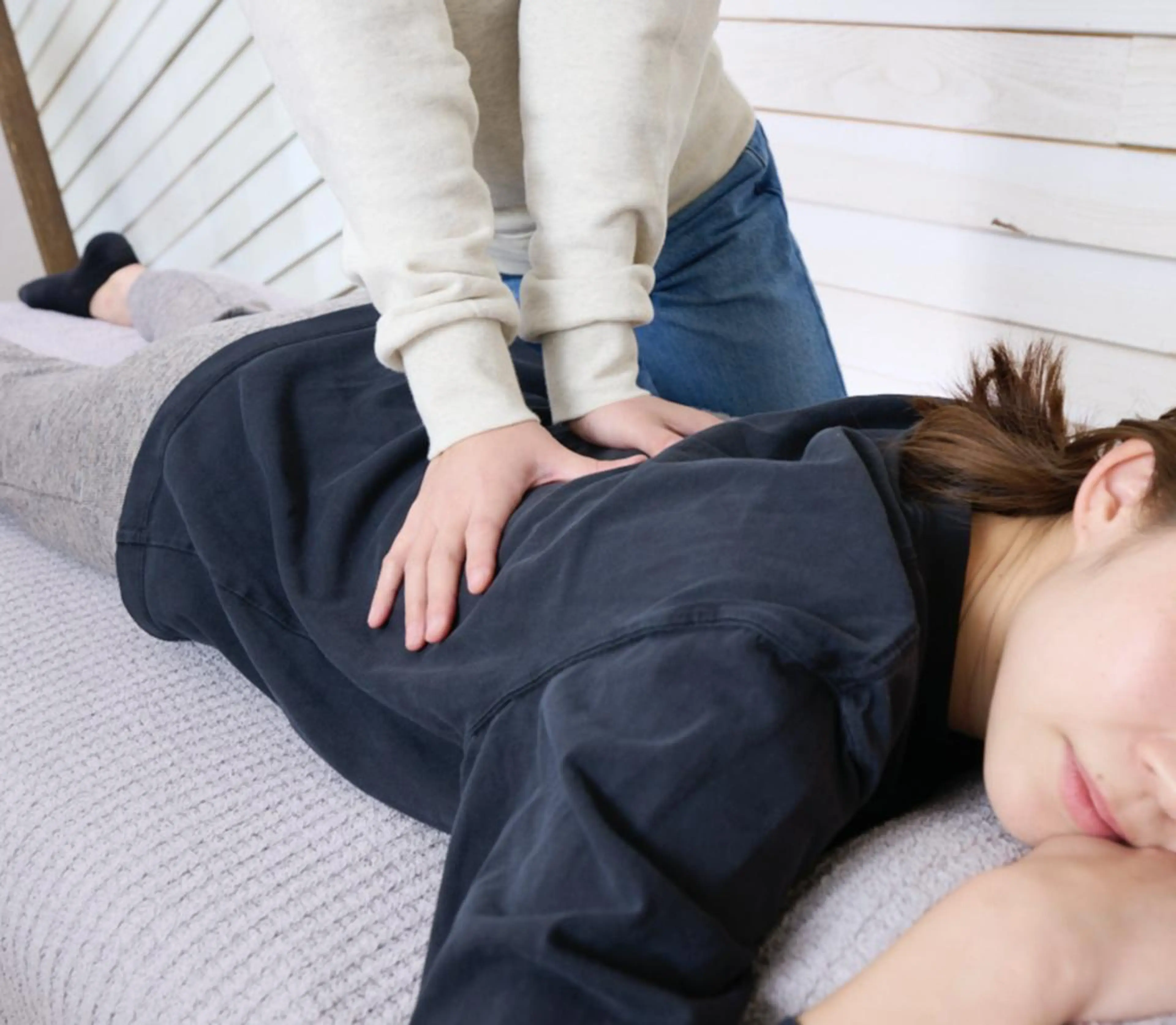 美容整体師力也 姿勢/小顔/目黒のエステ・リラクイメージ