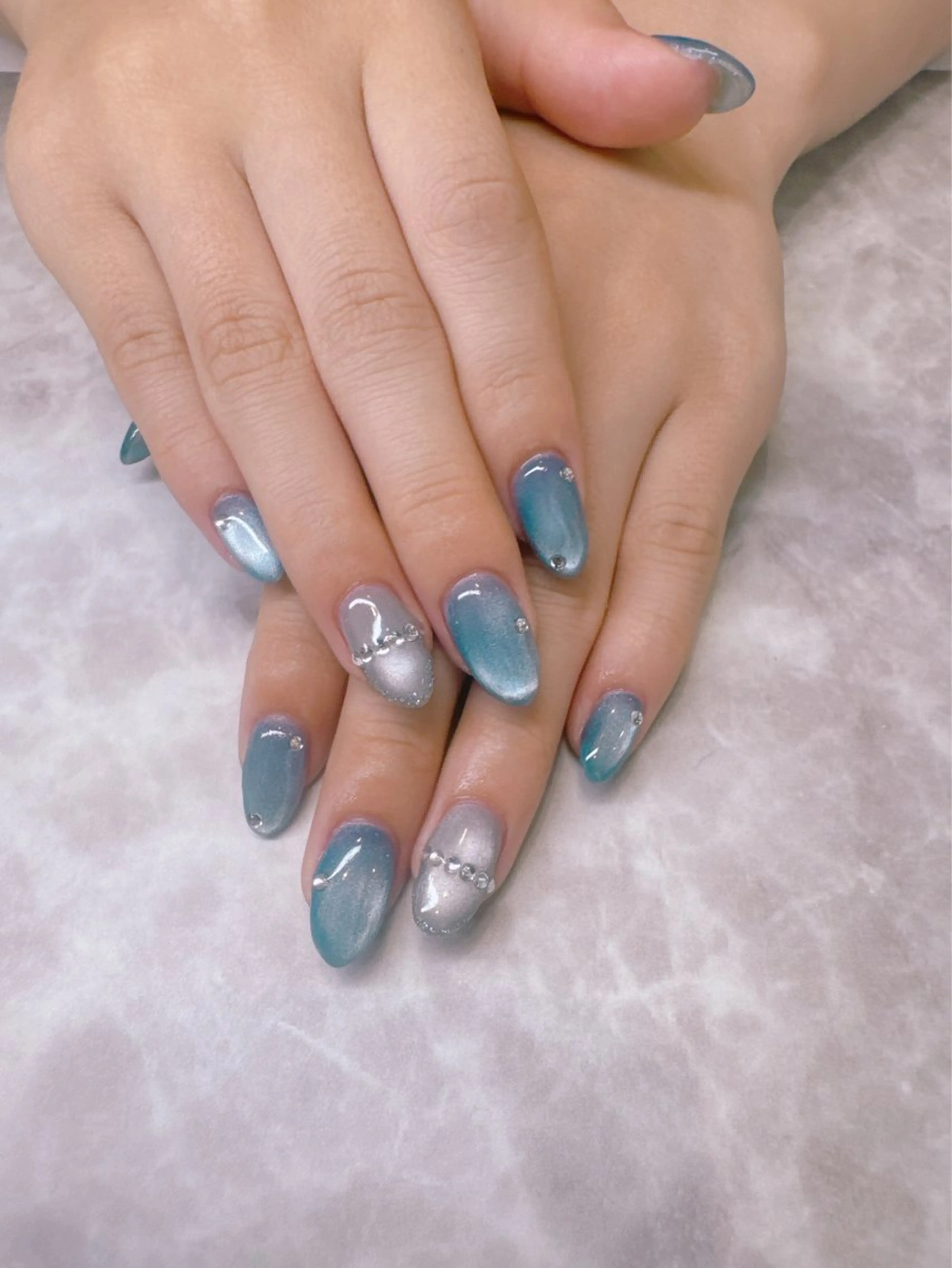 ネイル マグネットネイル ハンドネイル olim nailspaceのネイルデザイン