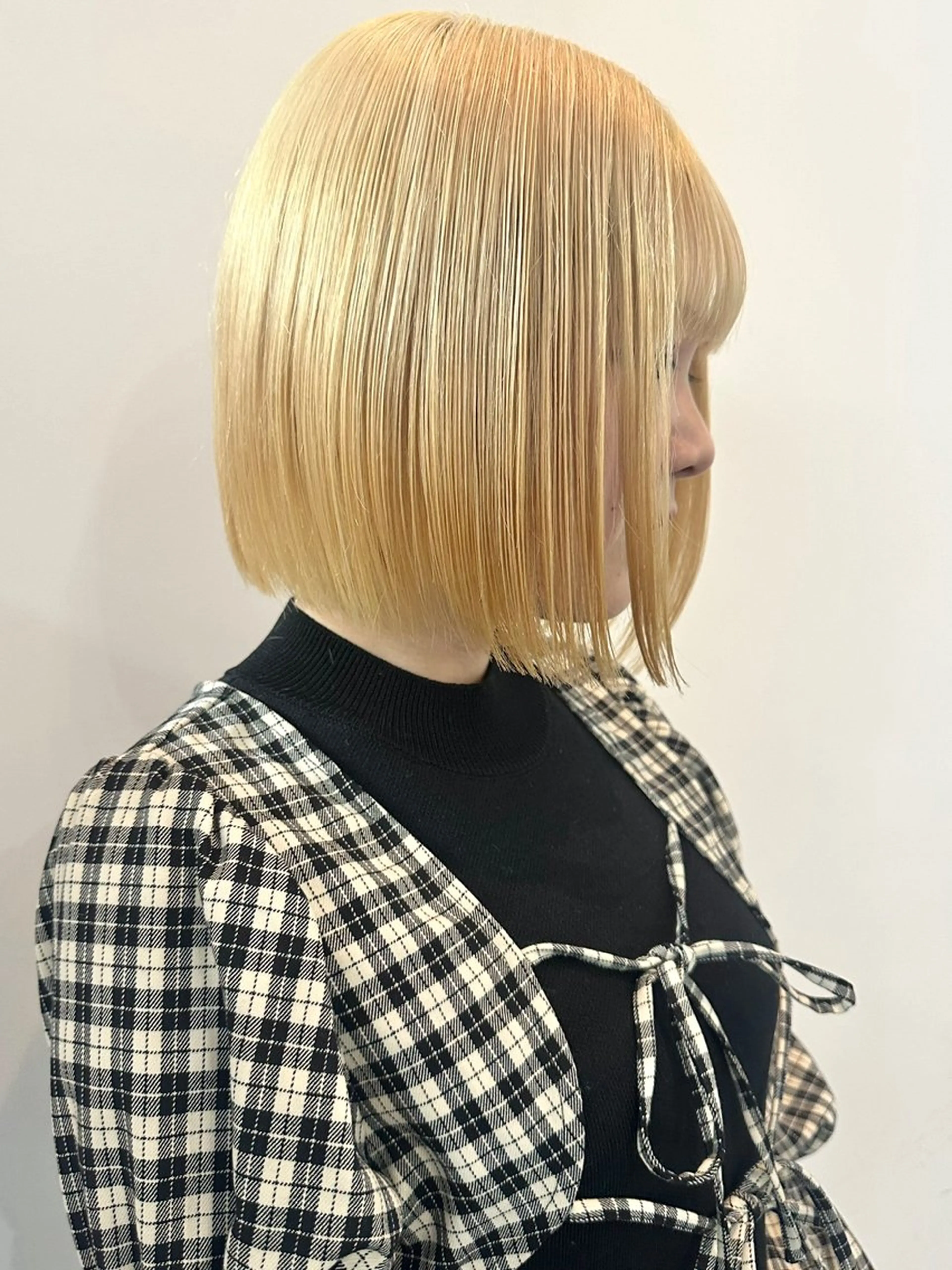 ミディアム カラー 🍓ケアブリーチ× レイヤーカット🍓のヘアスタイル