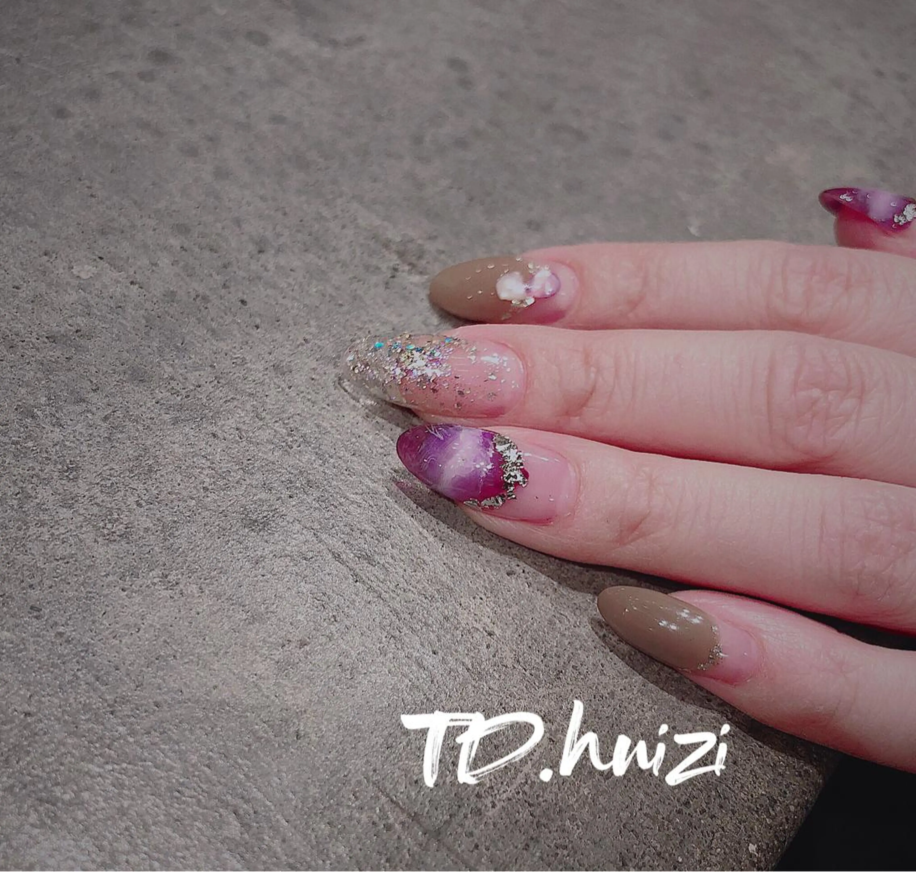 セミロング めぐみのネイルサロン 惠のネイルデザイン