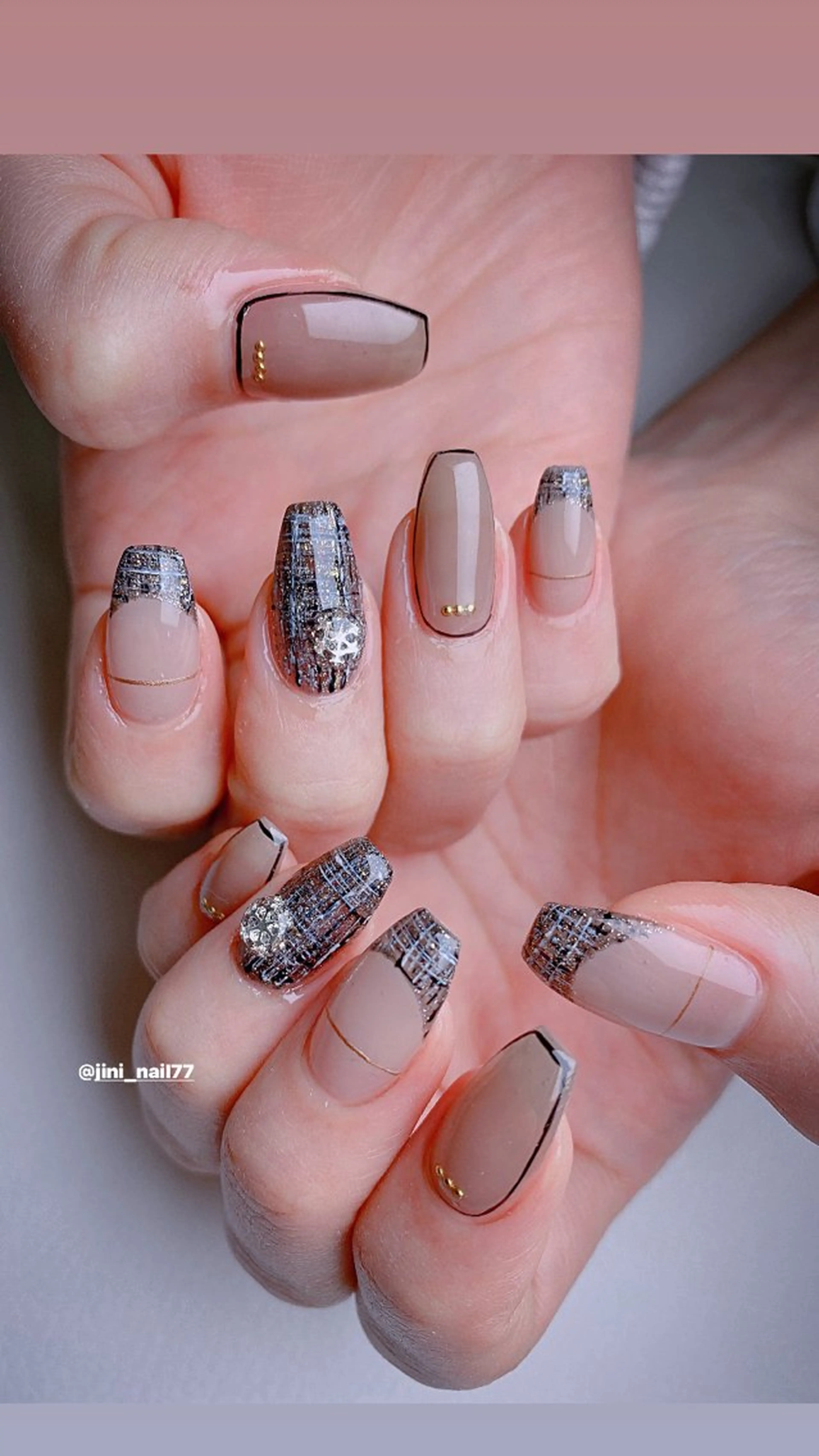 ネイル JINI NAIL所属・ジニ ネイルのネイルデザイン