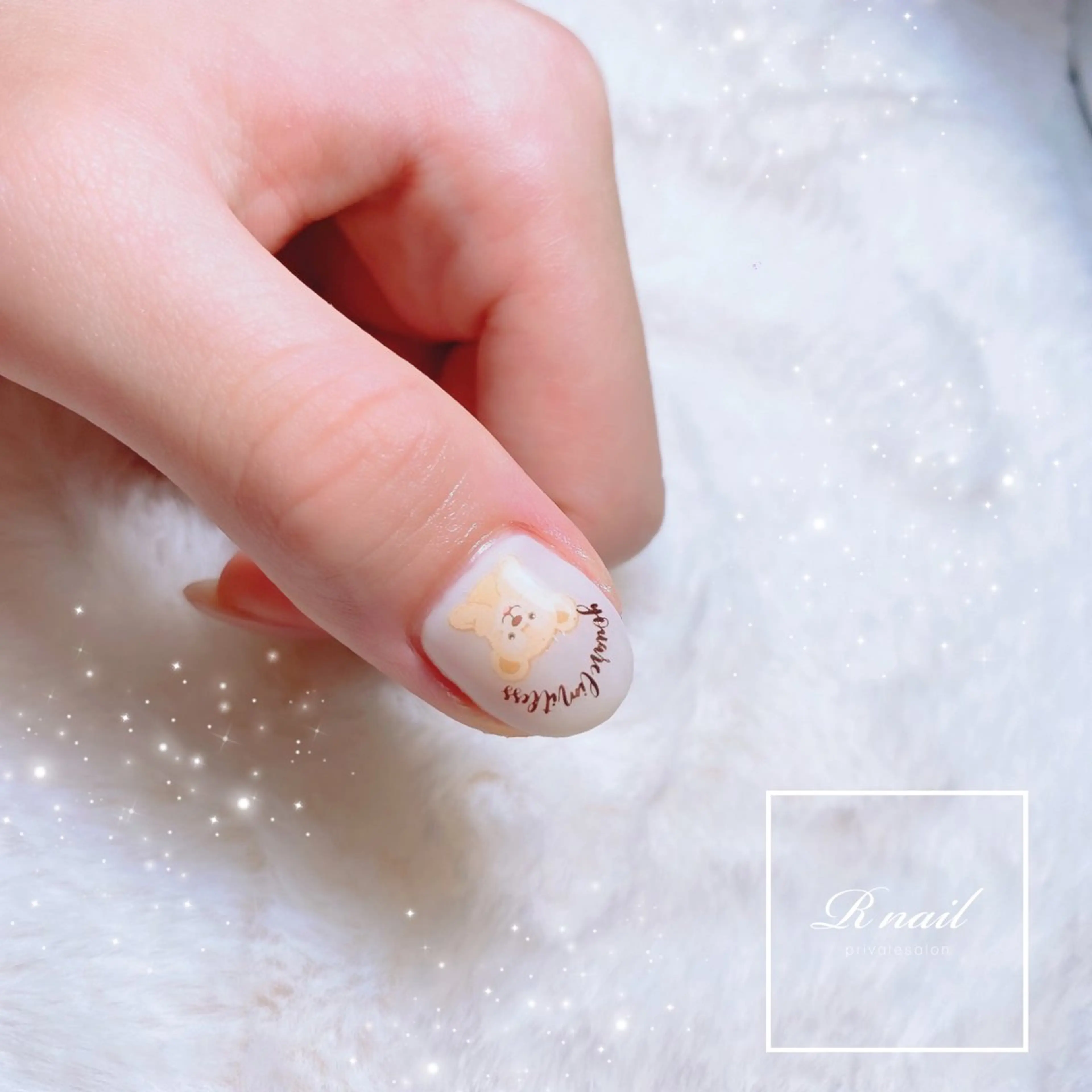 ネイル R nailのネイルデザイン