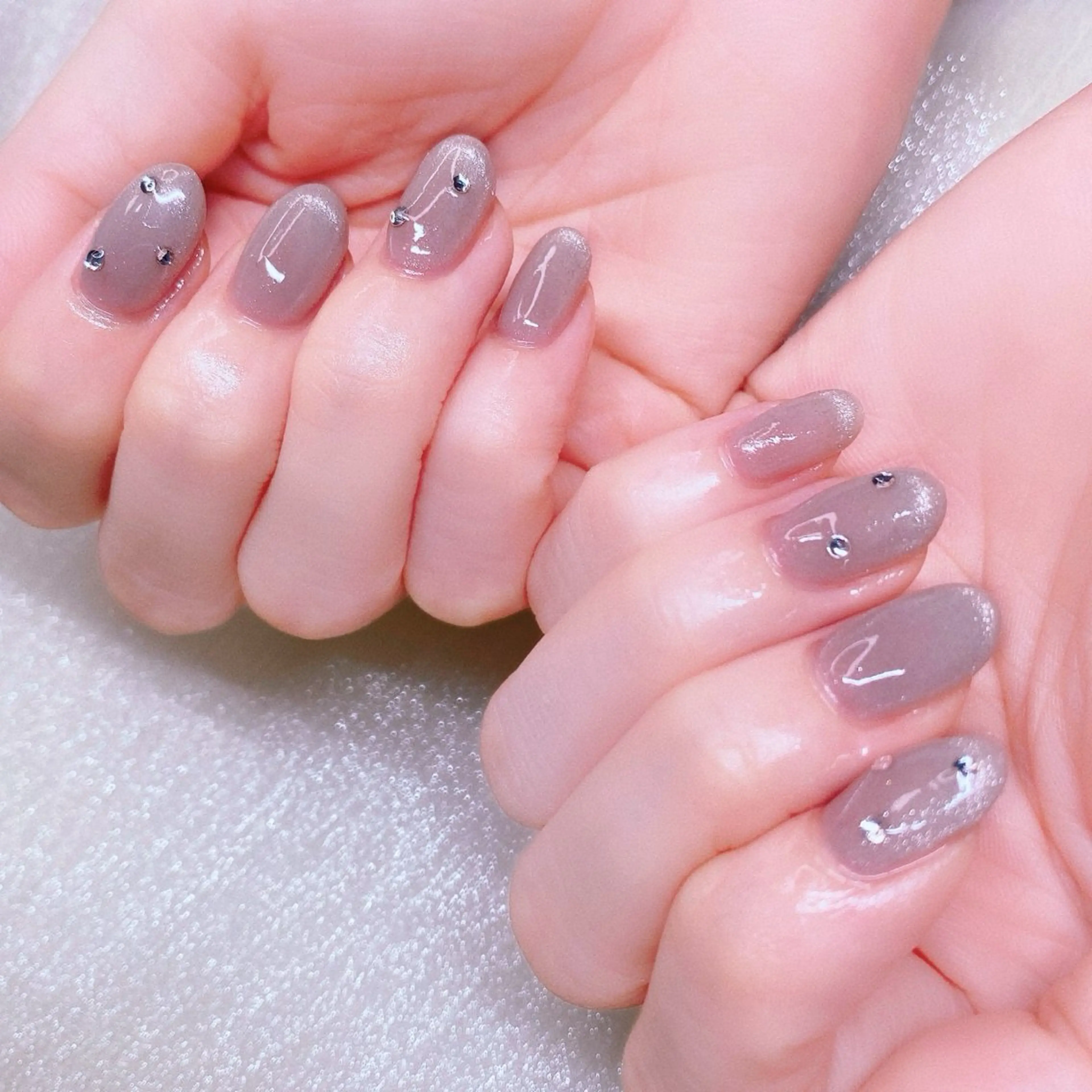 ネイル 長さ出し フレンチネイル マグネットネイル ストーンネイル ハンドネイル Nailist SUZU所属・Nailist suzuのネイルデザイン