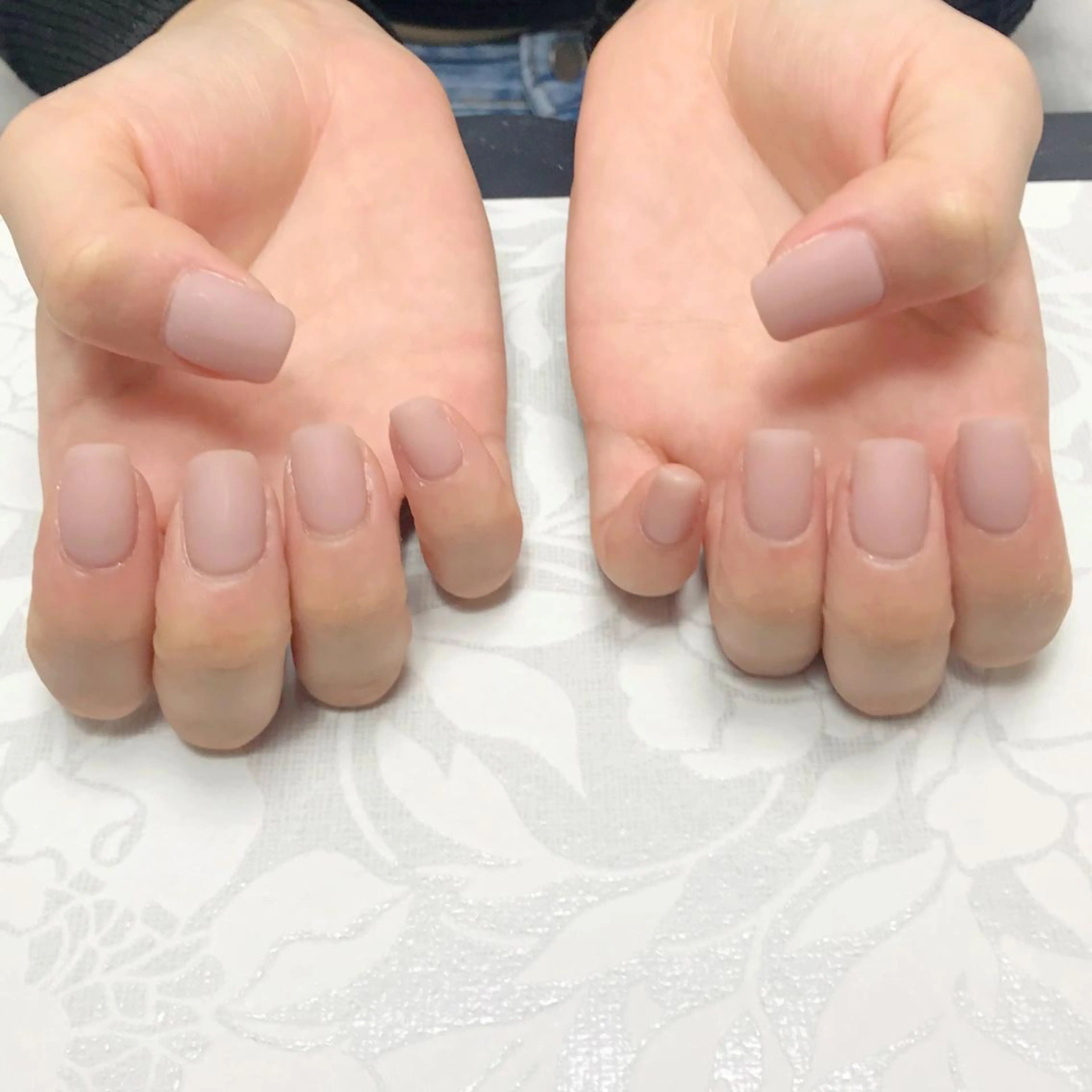 ネイル マットネイル ハンドネイル nailroom DIASOMNIAのネイルデザイン