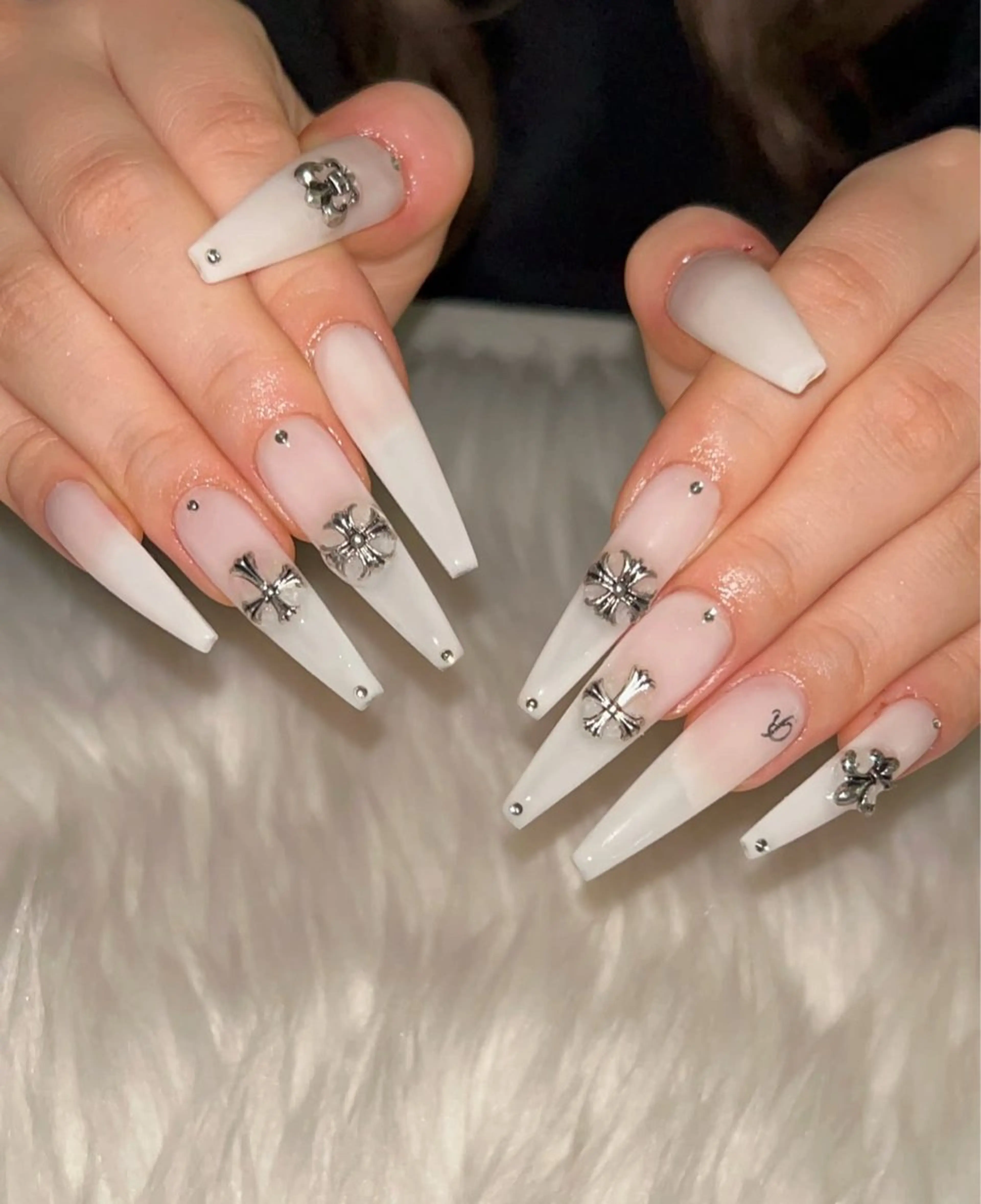 ネイル ハンドネイル ドリスネイルサロン所属・Doris Nail Salonのネイルデザイン