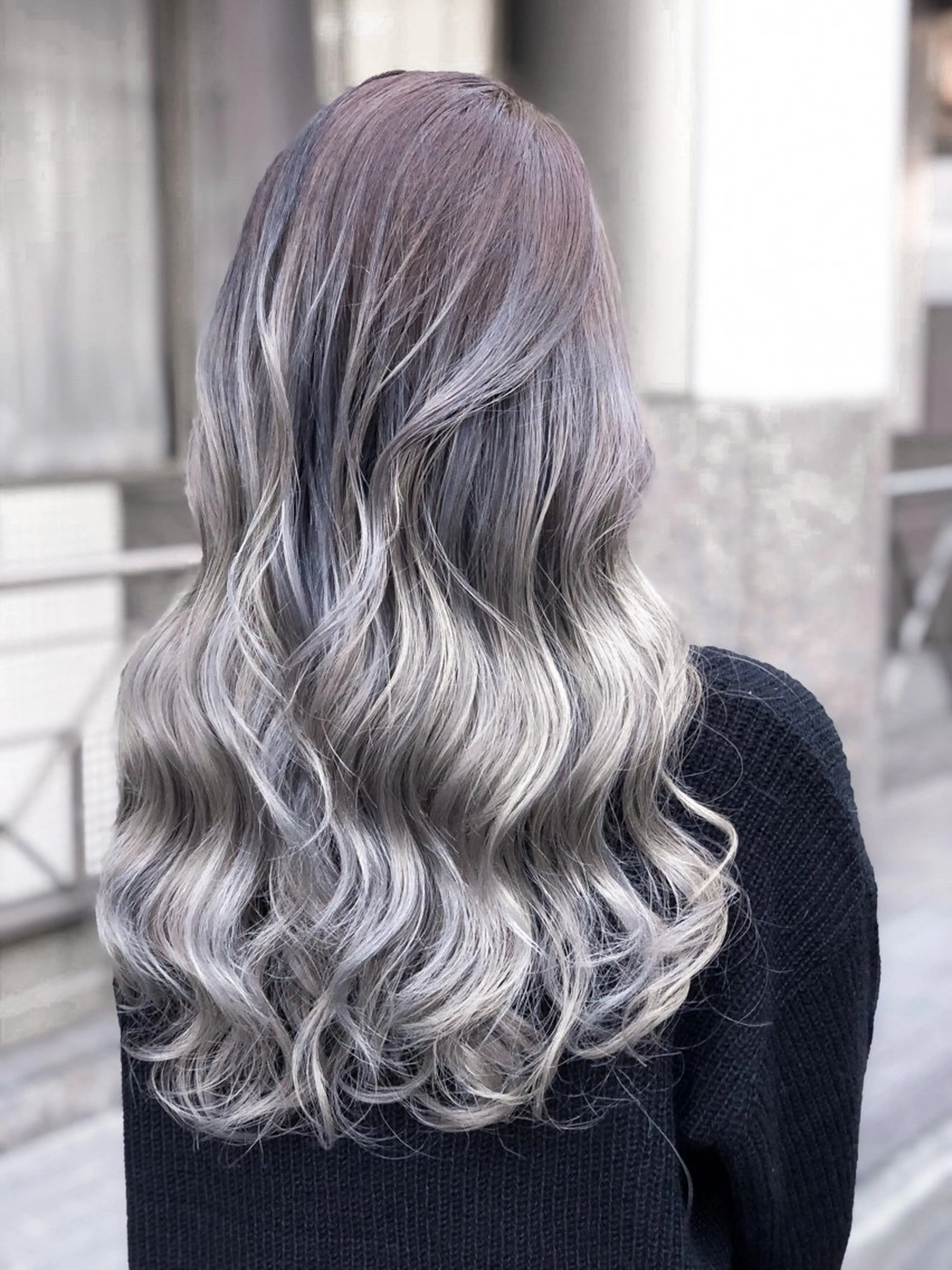 ロング カラー シールエクステ ブリーチ ケアブリーチ デザインカラー ダブルカラー loa所属・🦋韓国hair🦋 エクステ店長sakiのヘアスタイル