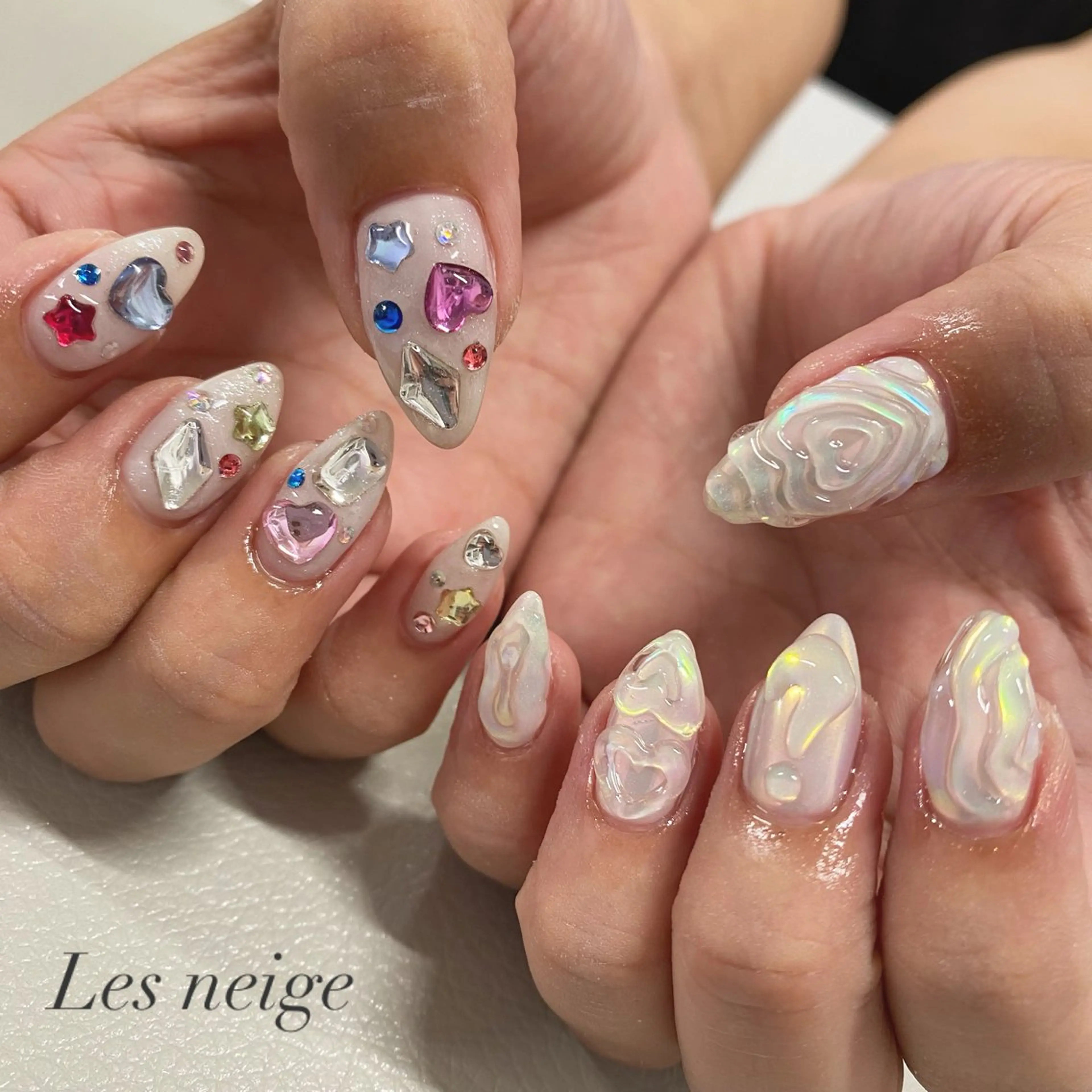 ネイル ハンドネイル Les Neige❄︎所属・Les Neigeのマツエク・マツパデザイン