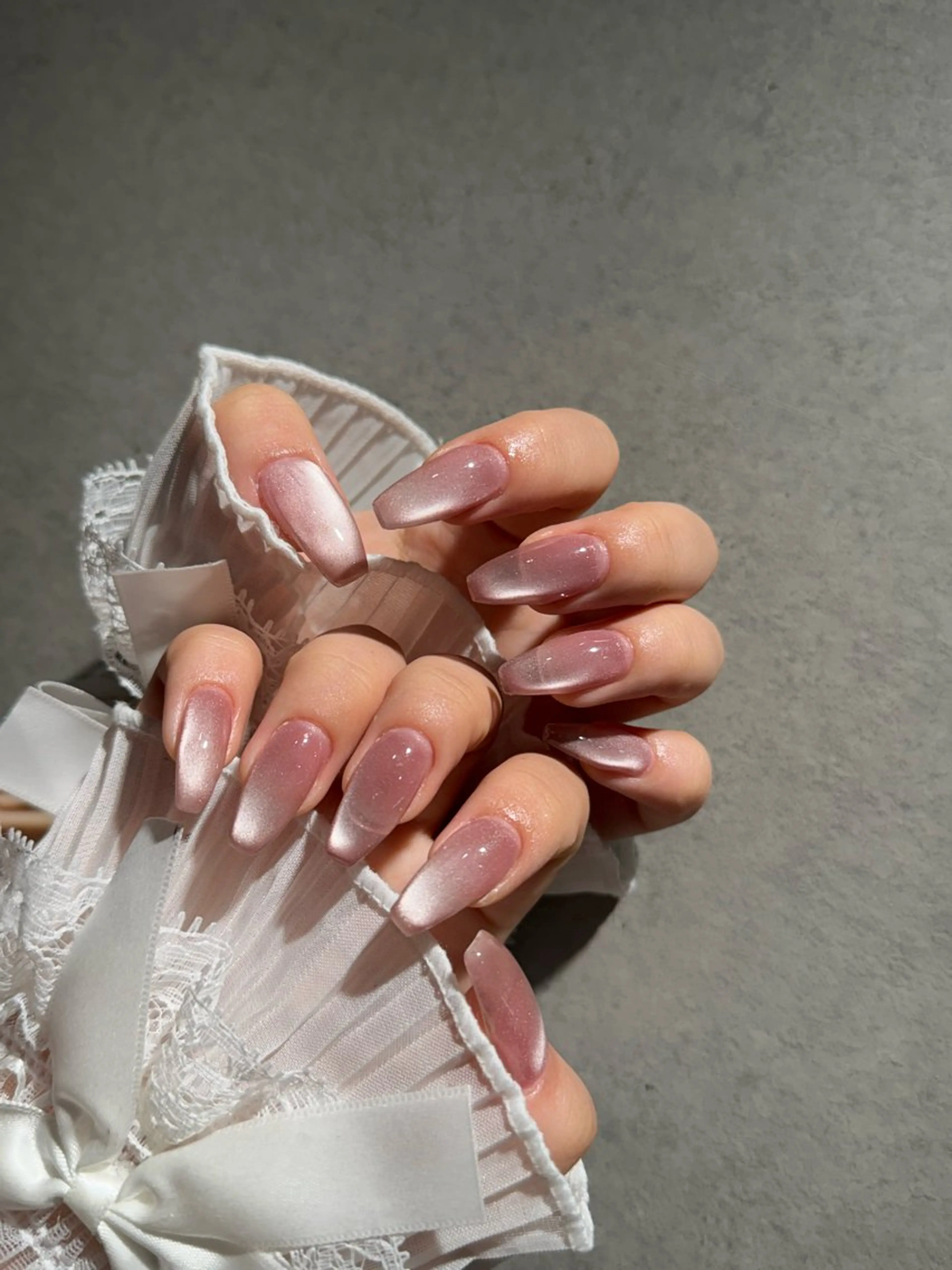 ネイル I-nailロング /ワンホン/キラキラのネイルデザイン