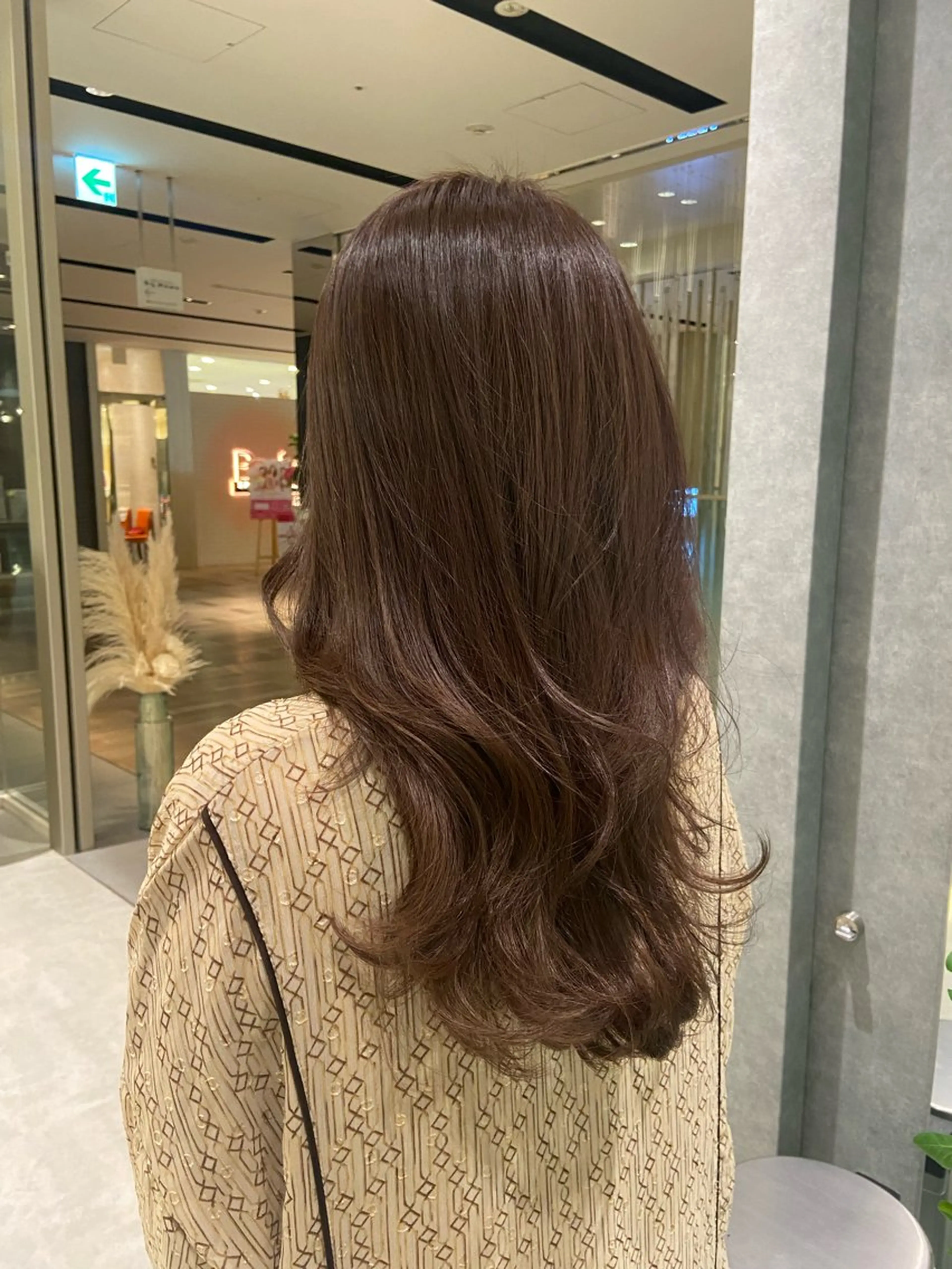 ロング カラー 高松 沙耶のヘアスタイル