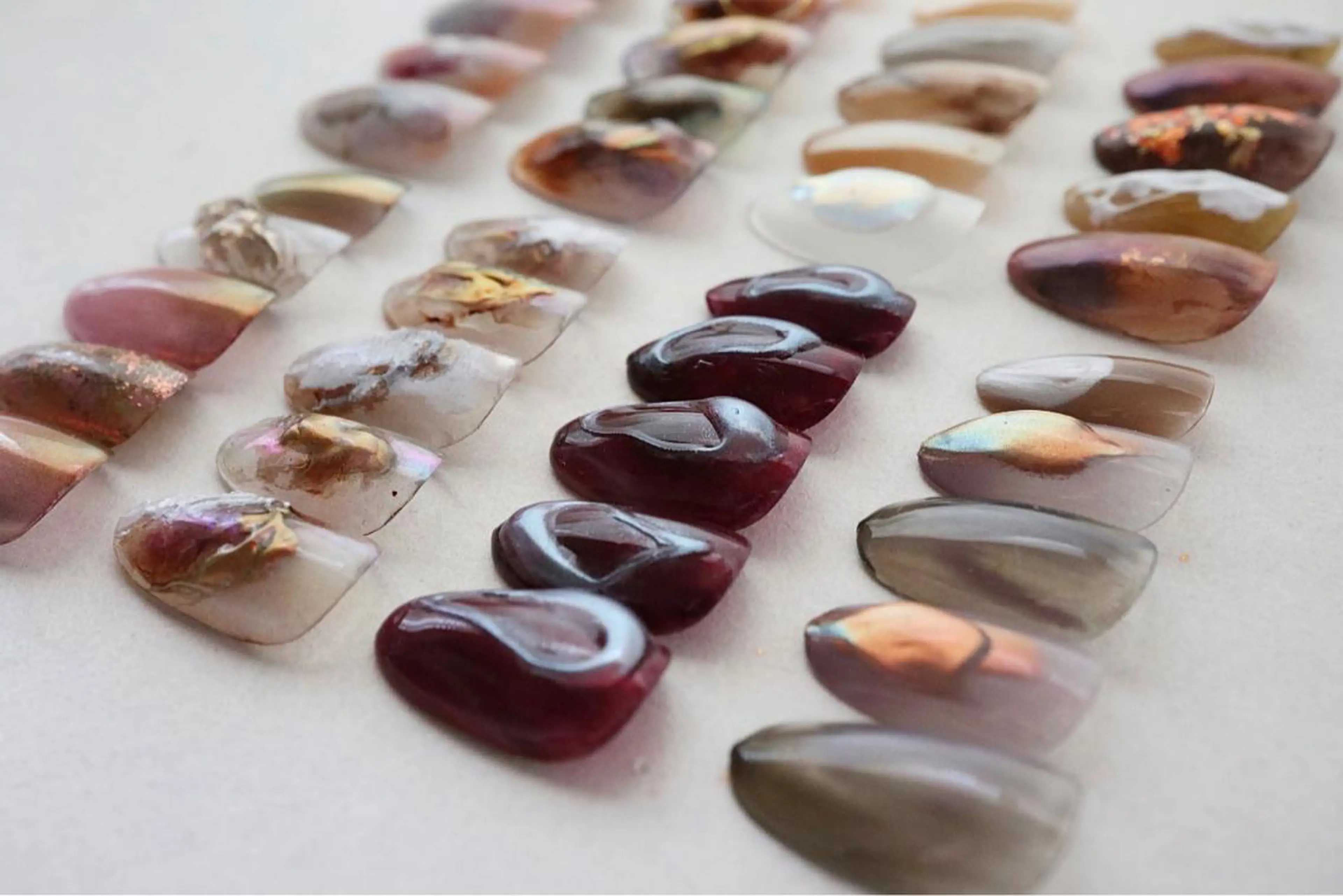 ネイル ミラーネイル ニュアンスネイル スカルプネイル 小河 仁美のネイルデザイン