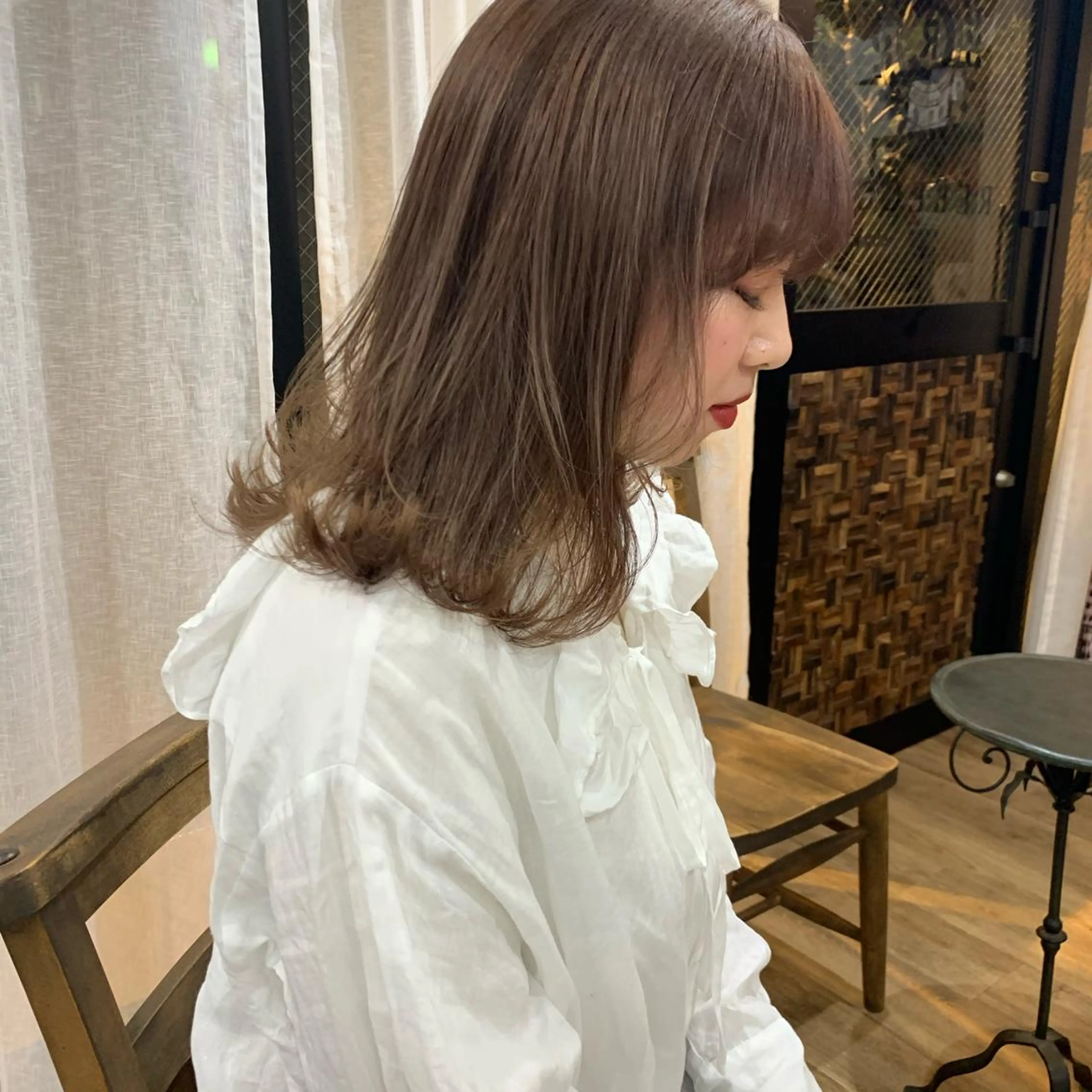 セミロング カラー ベージュカラー カット ヘアカラー トリートメント レイヤー/顔周り /AKARIのヘアスタイル