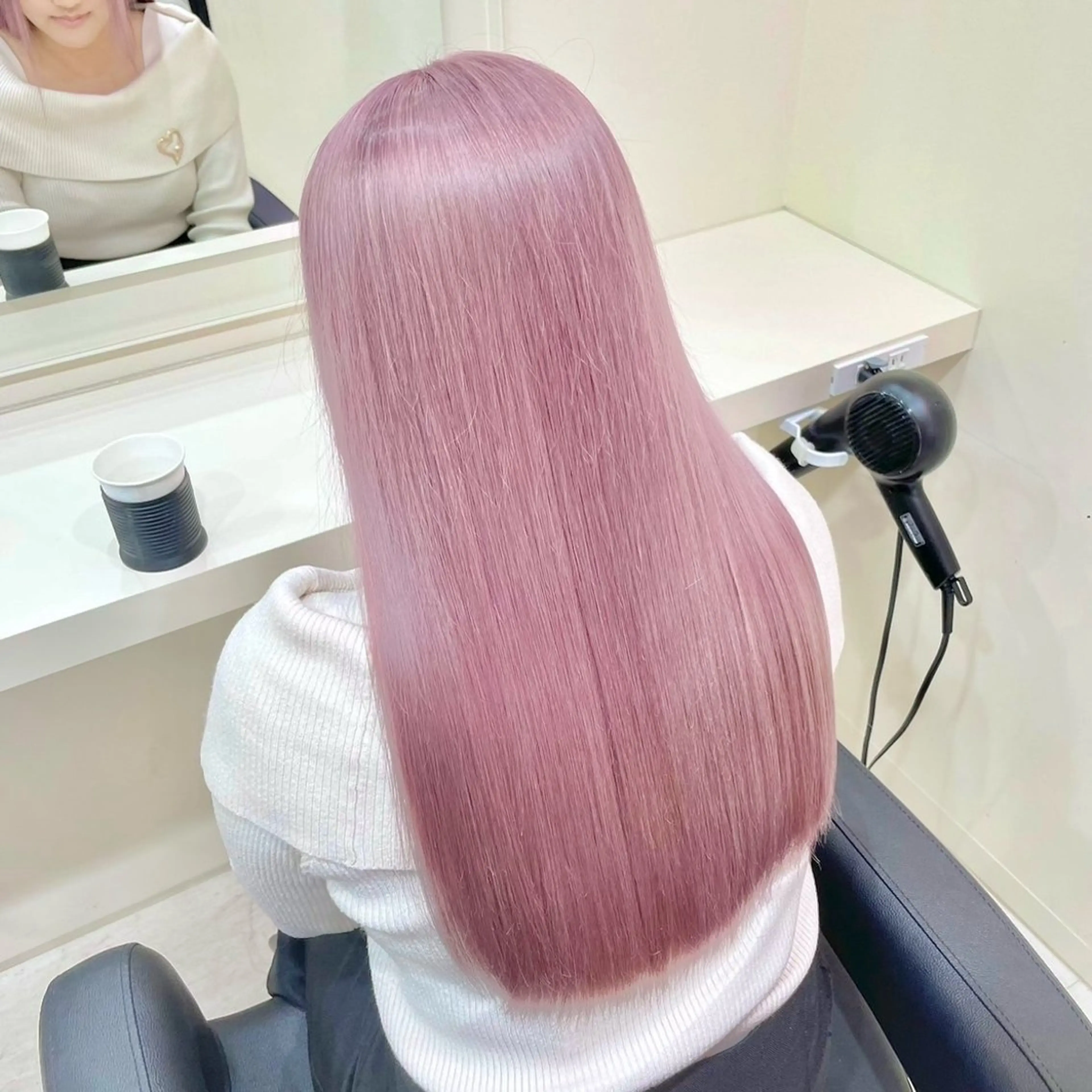 ロング カラー ヘアアレンジ 韓国レイヤー&ピンク 艶髪🩶maikoのヘアスタイル