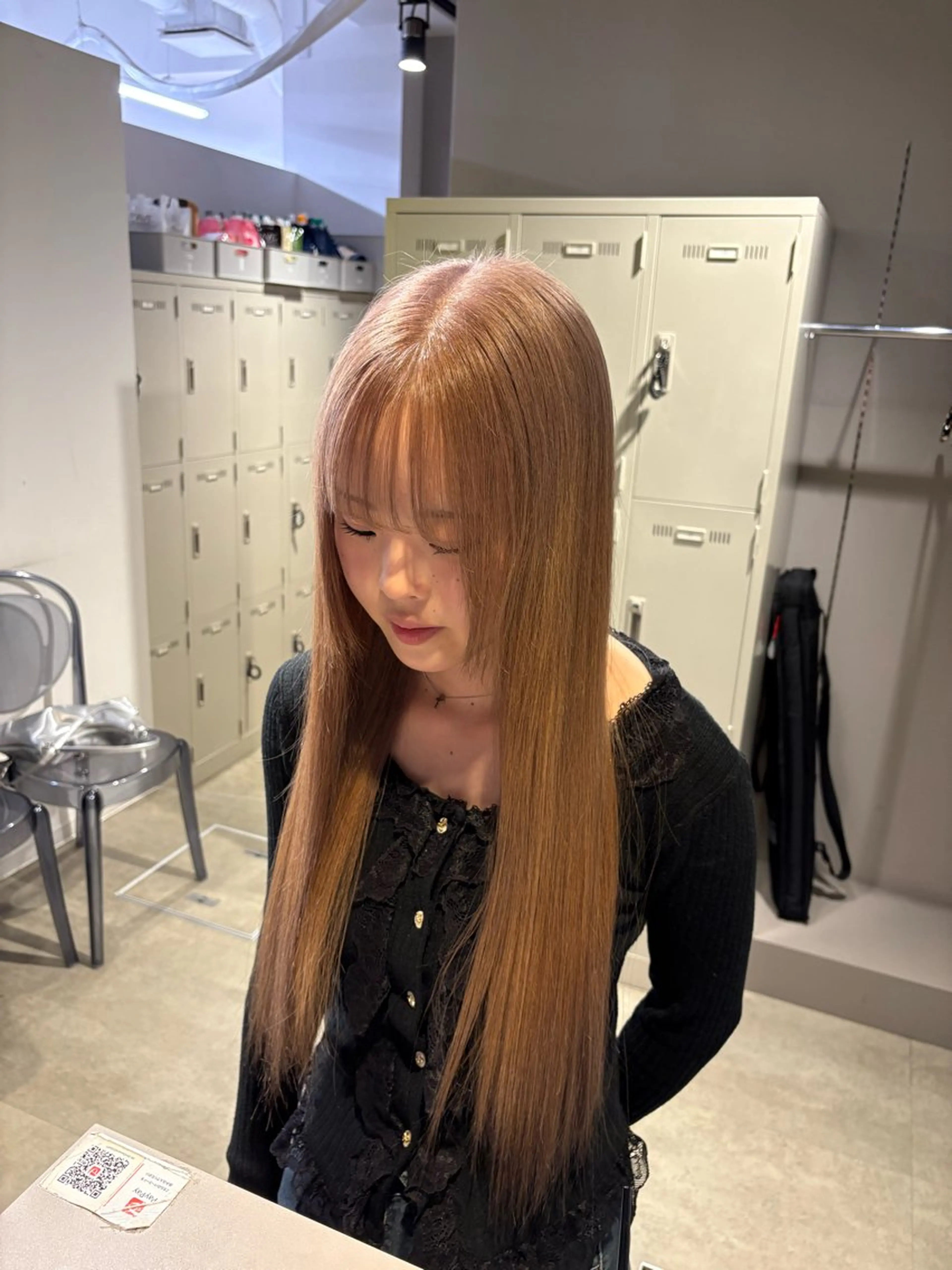 カラー ヘアカラー トリートメント ベージュ／ブラウン/ ナチュラルレイヤーのヘアスタイル